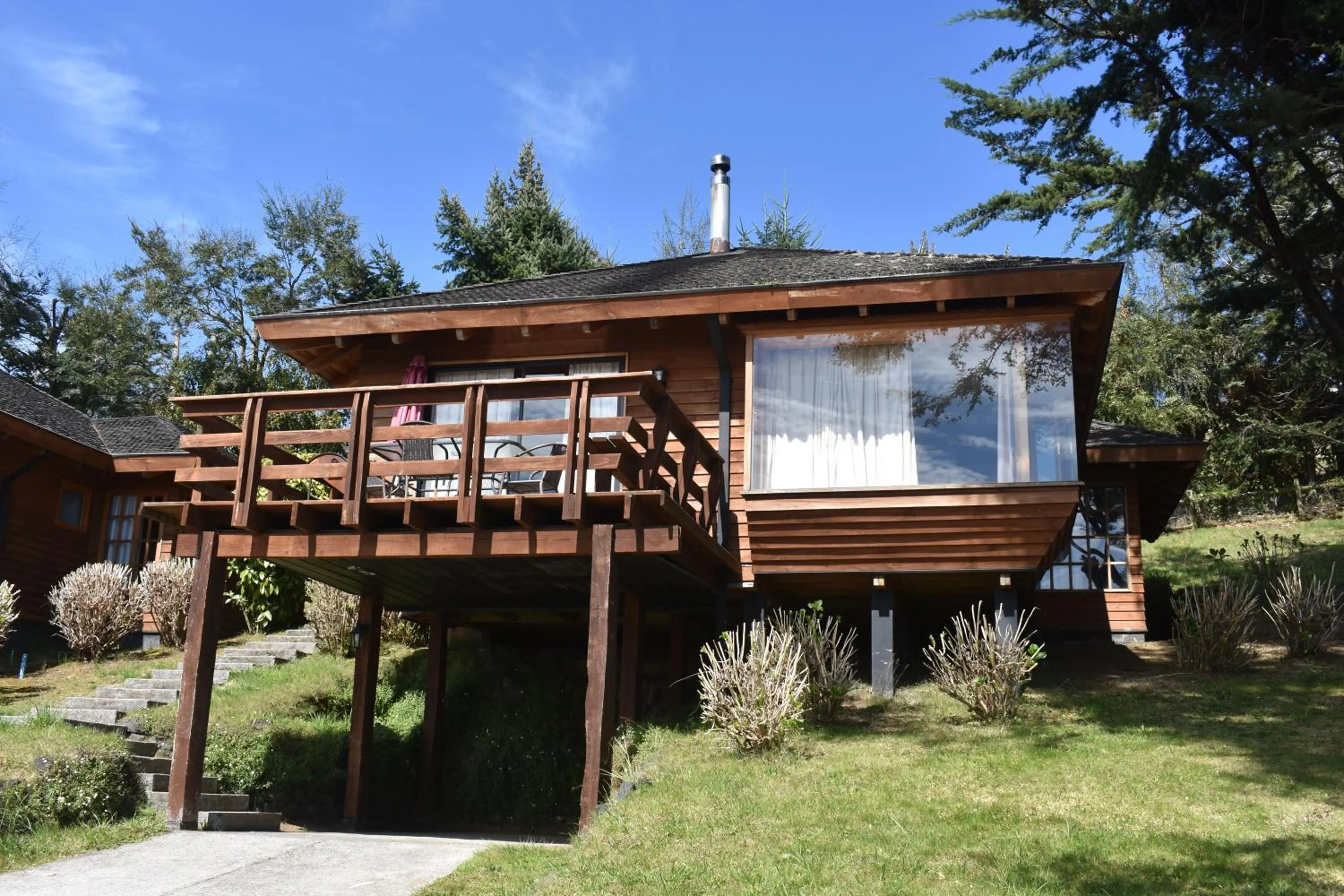 Facade/entrance in Cabañas Monte Verde