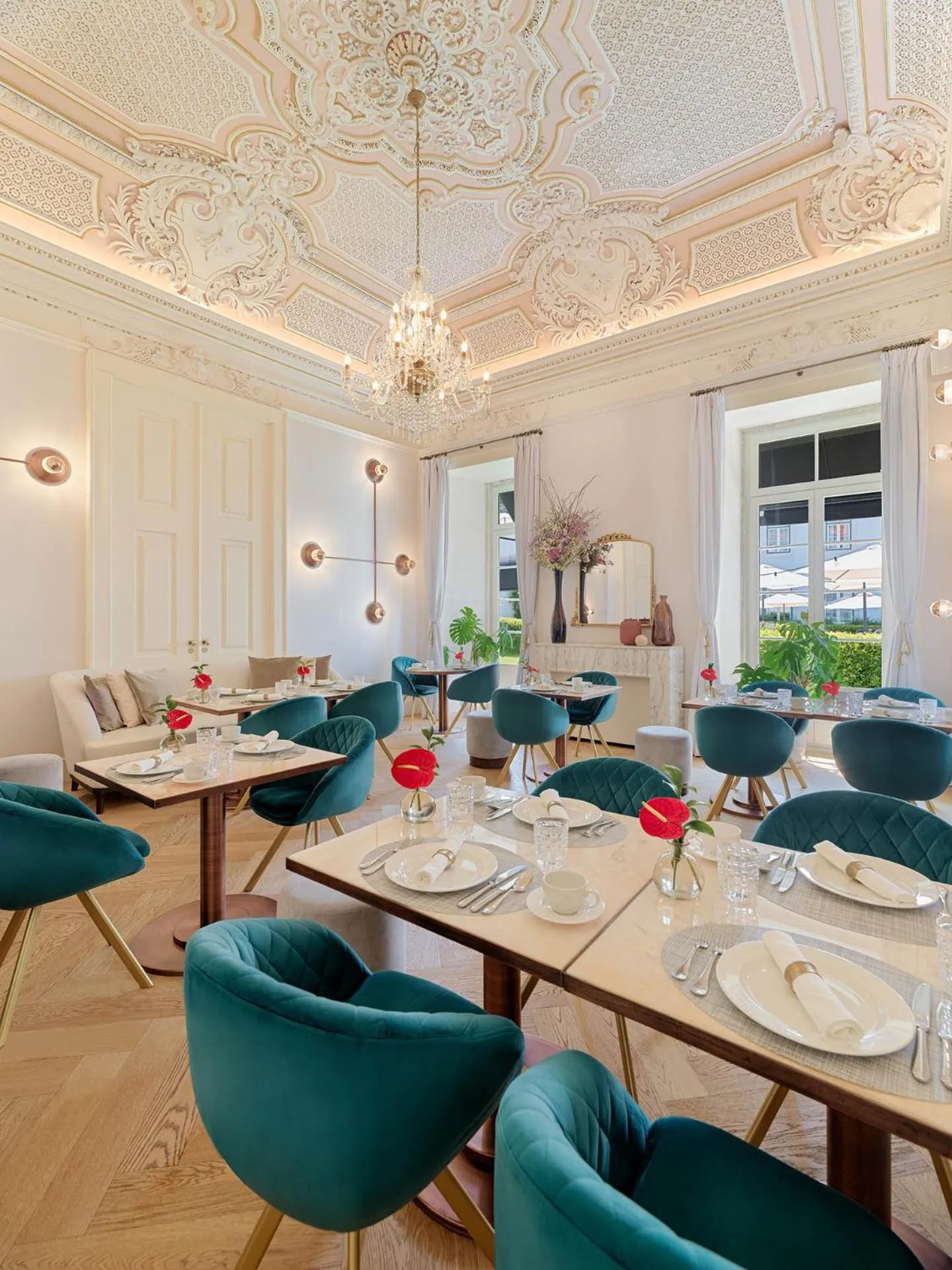 Restaurant/places to eat in The One Palácio da Anunciada