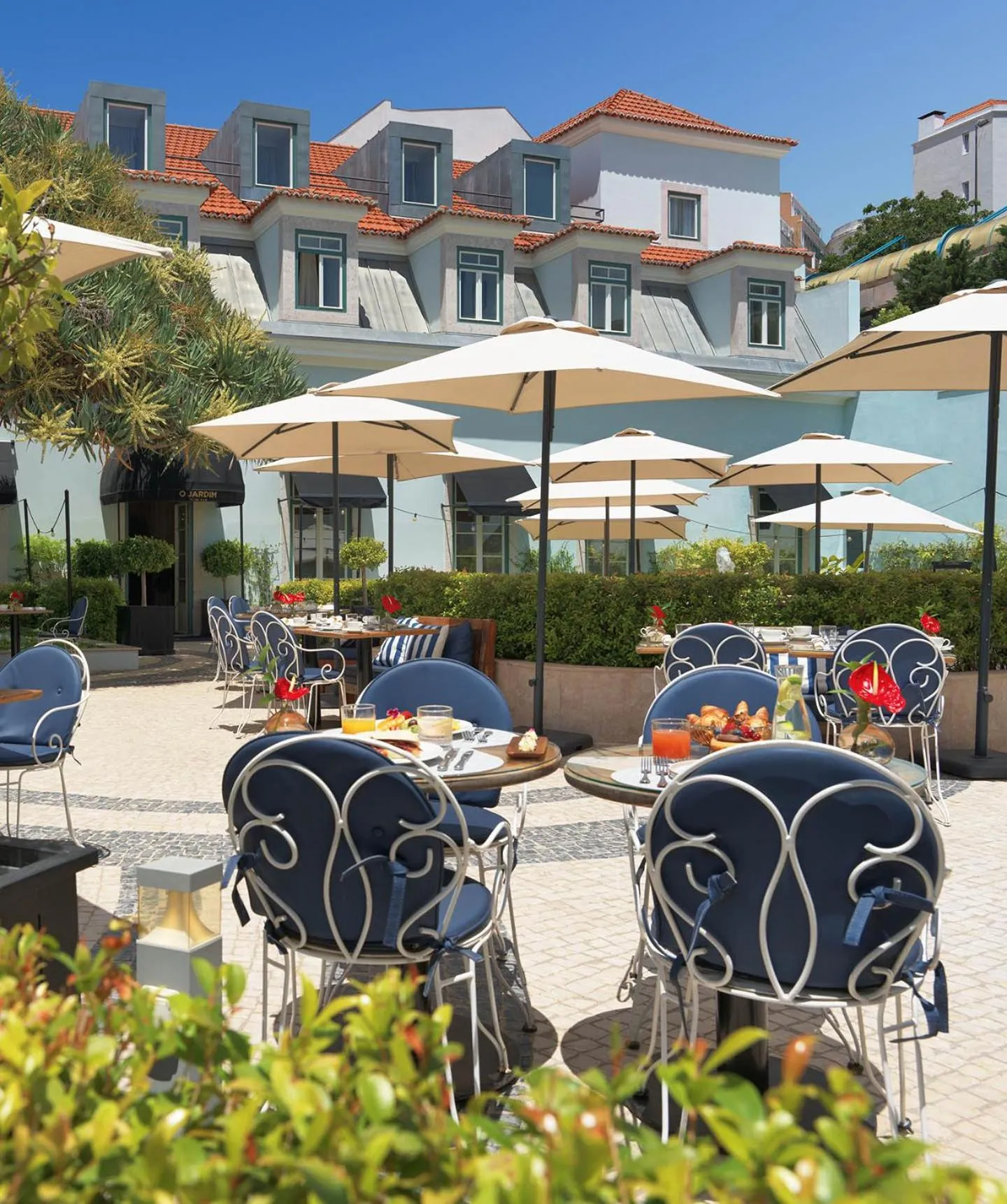 Garden in The One Palácio da Anunciada