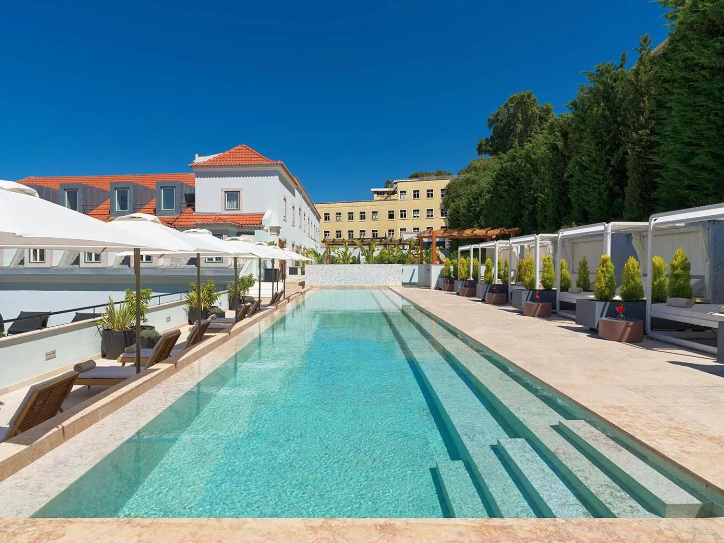 Swimming pool in The One Palácio da Anunciada