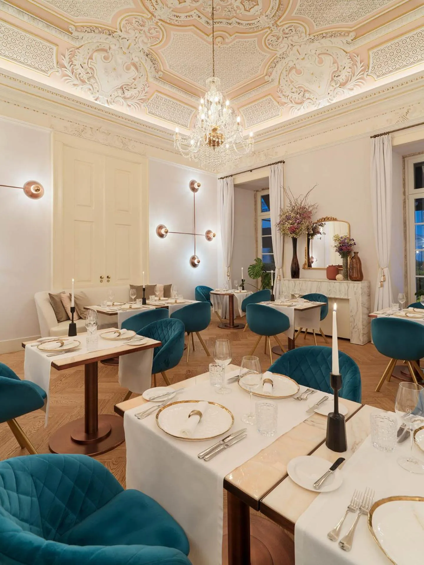 Restaurant/places to eat in The One Palácio da Anunciada