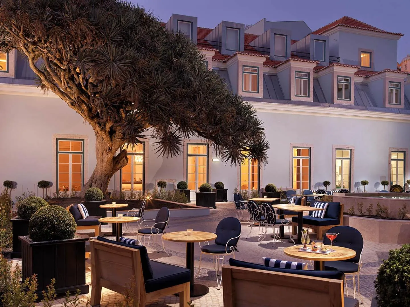 Garden in The One Palácio da Anunciada