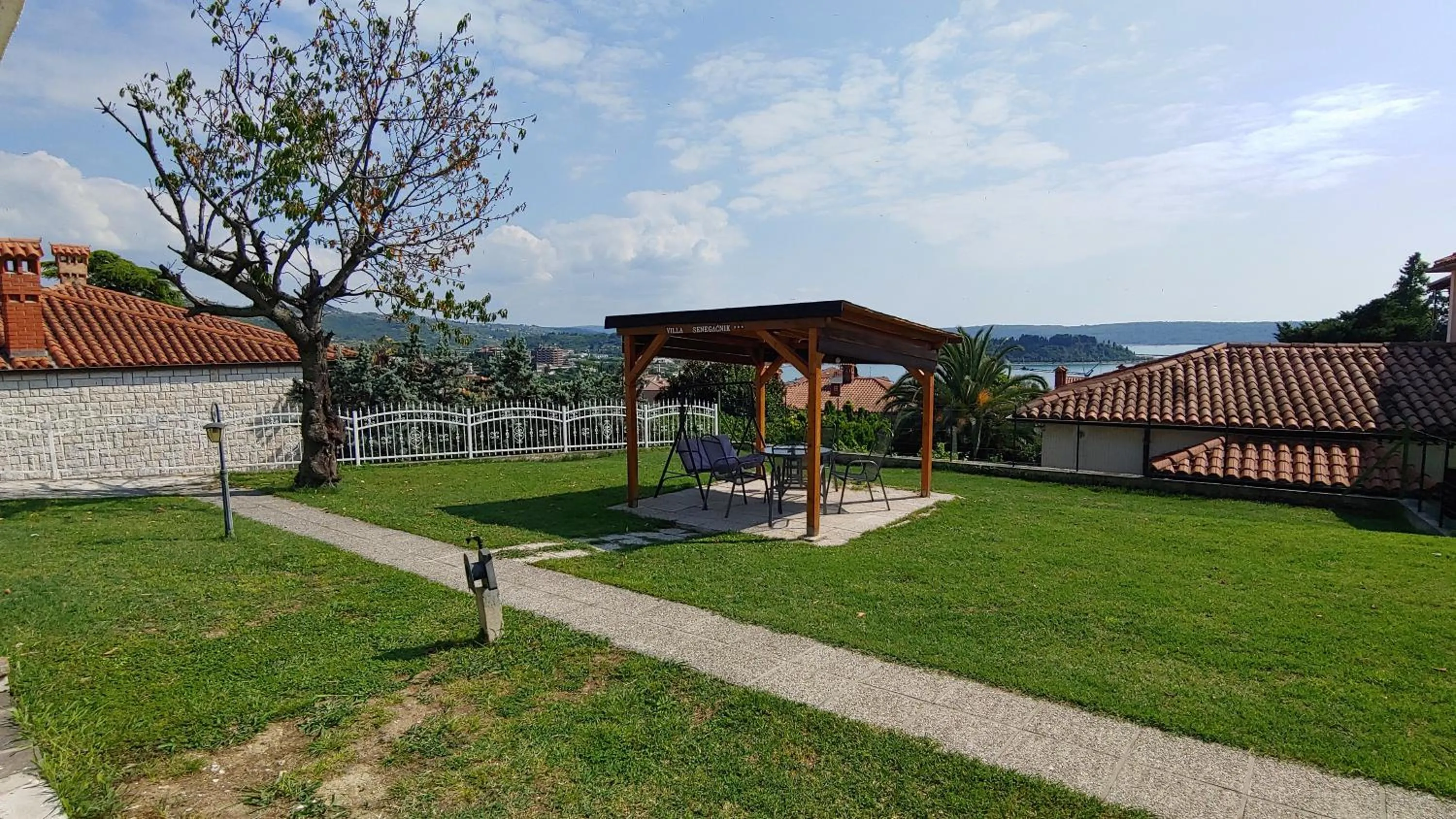 Day in Villa Senegačnik