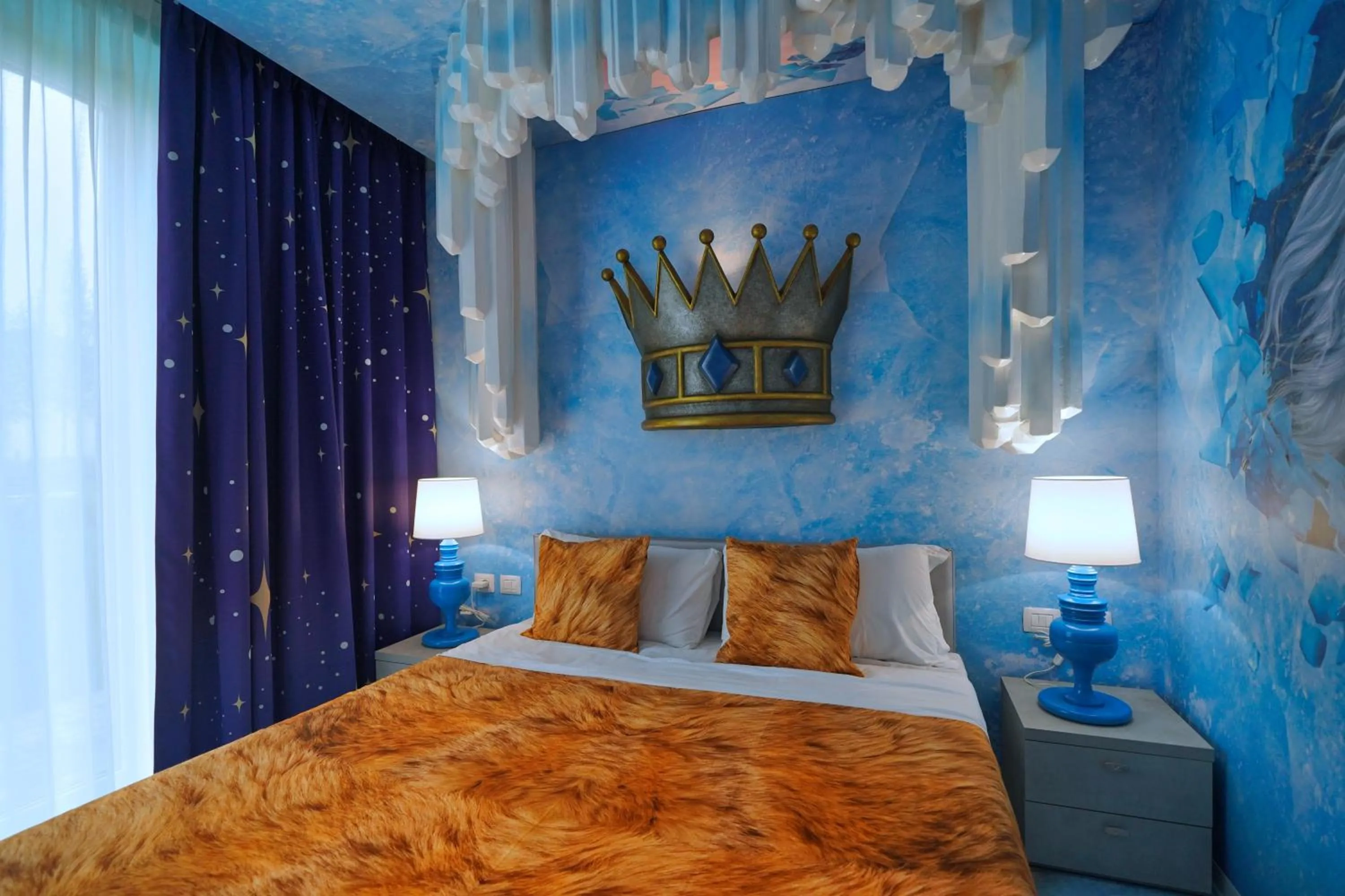 Bedroom, Bed in Gardaland Magic Hotel