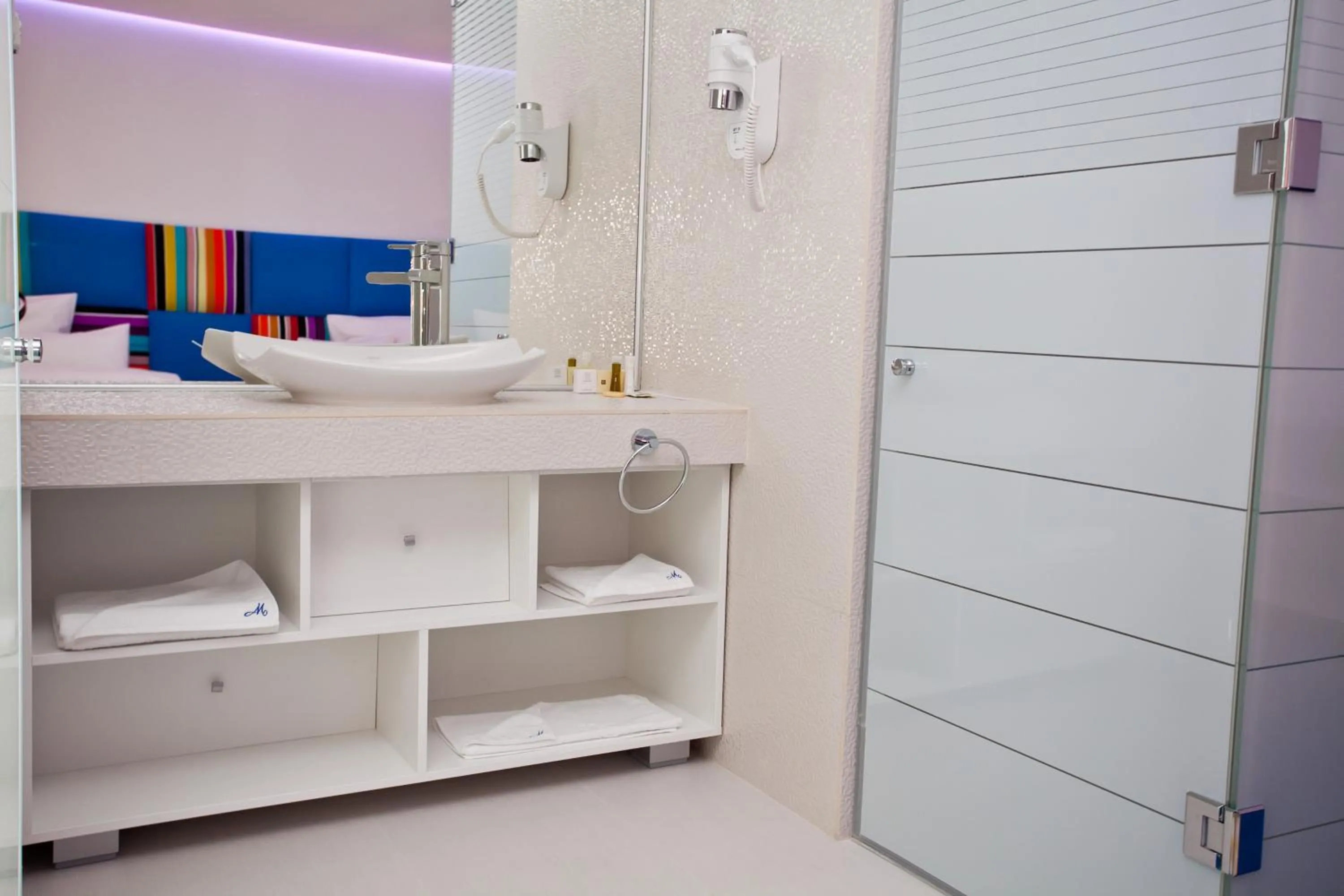 Bathroom in Marshal Garden Hotel