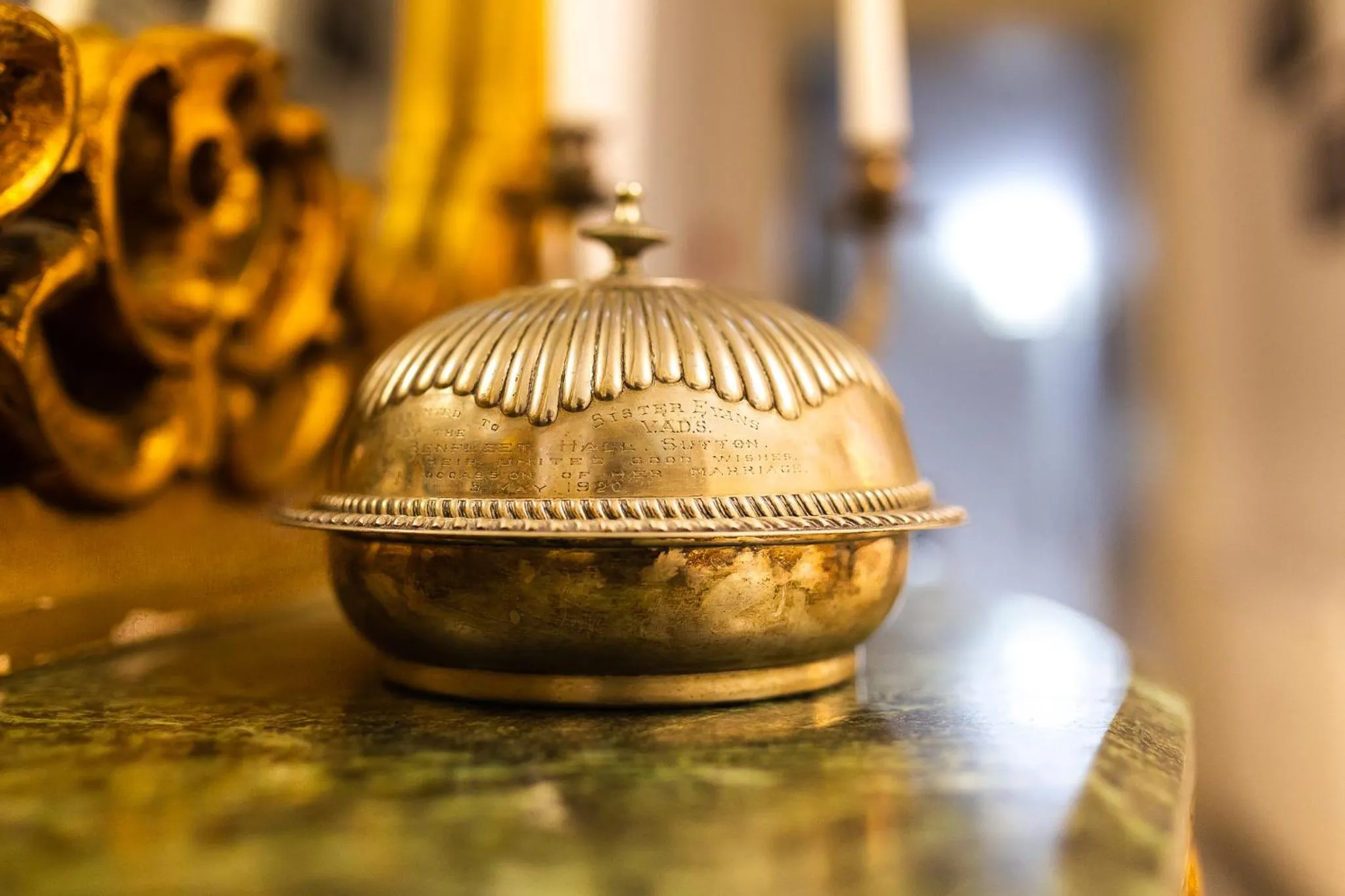 Decorative detail in Ave, Alba!