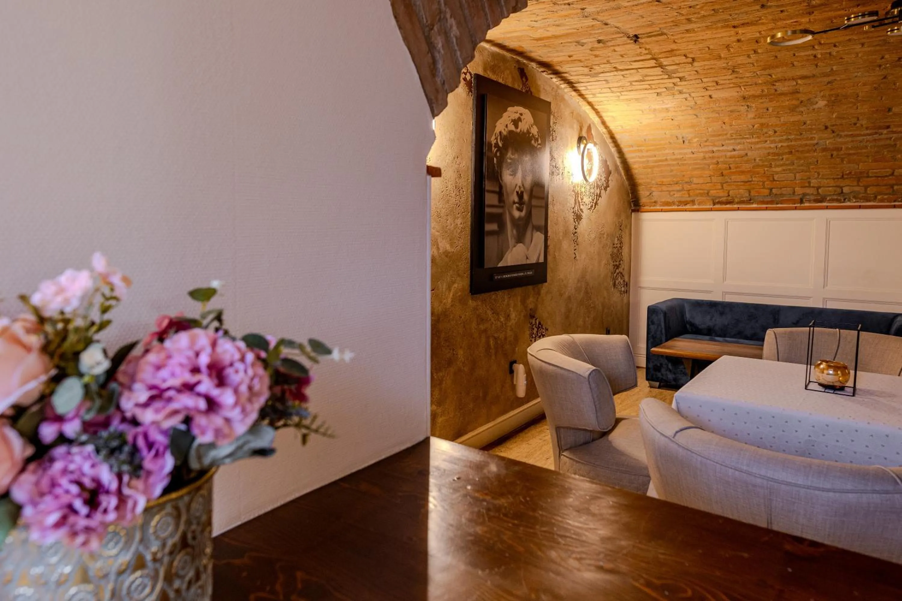 Seating area in La Maison de Caroline