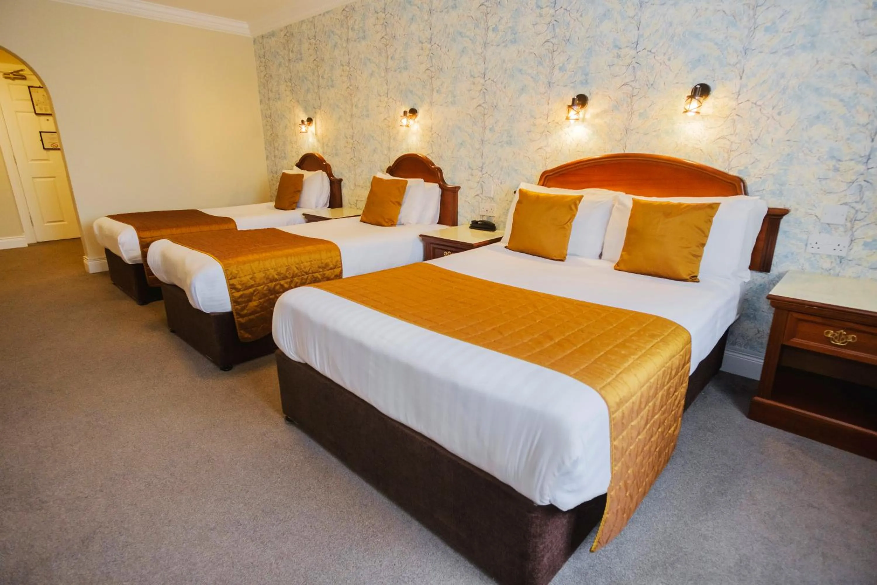 Bed in Central Hotel Donegal