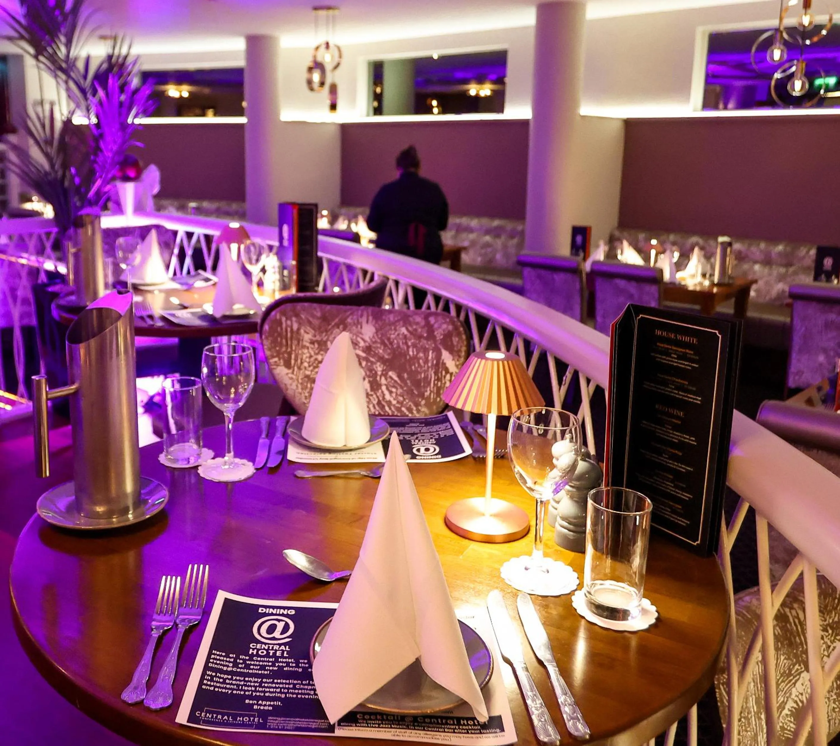 Restaurant/places to eat in Central Hotel Donegal