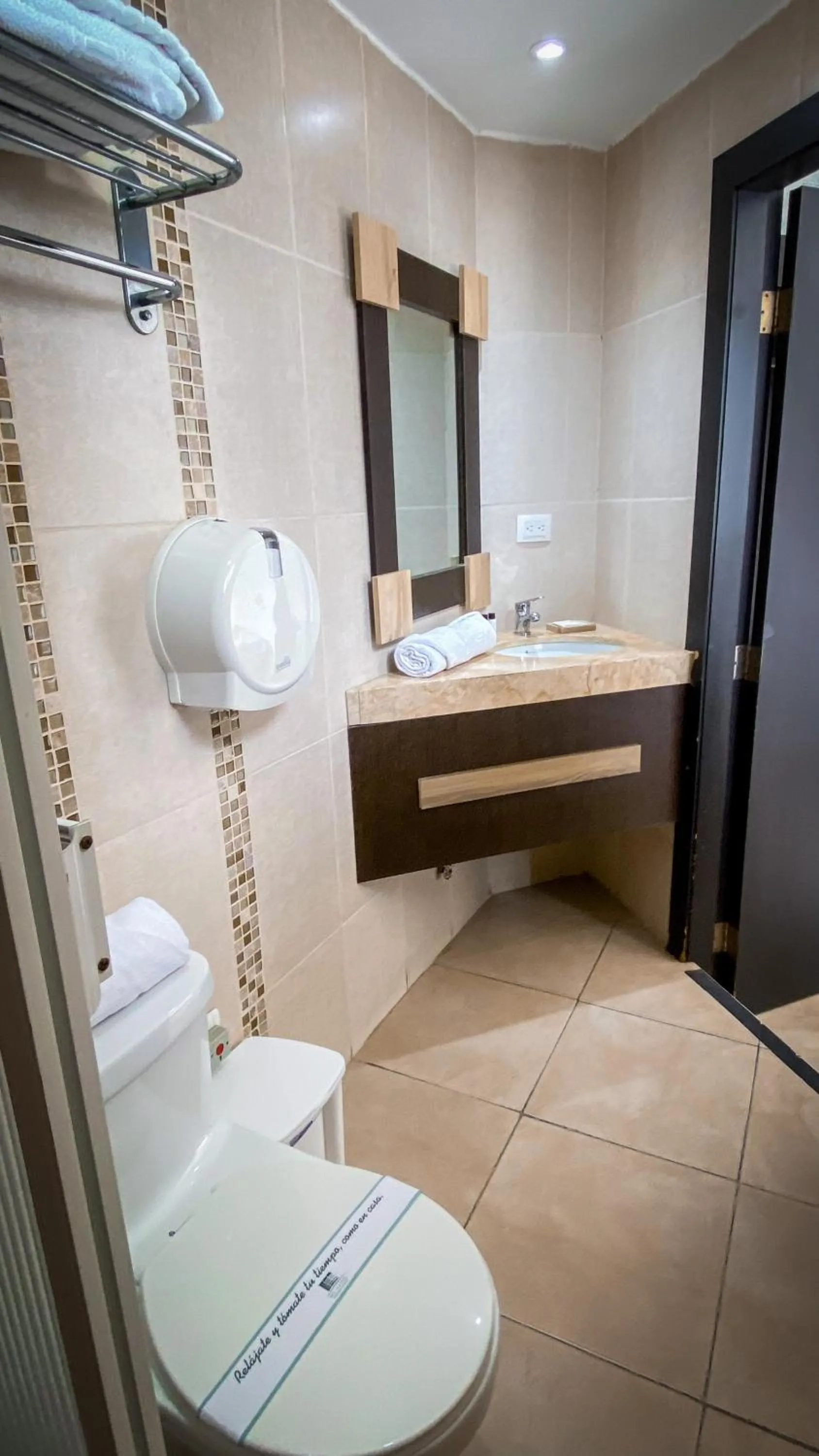 Bathroom in Hotel MC Suites - Confort cerca del Aeropuerto