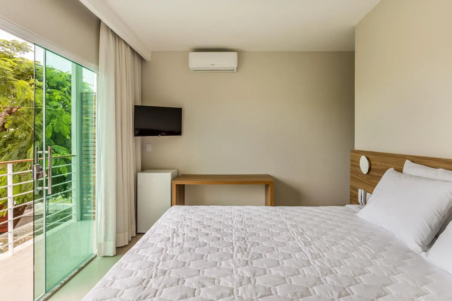 Photo of the whole room, Bed in Pousada Boutique do lazer