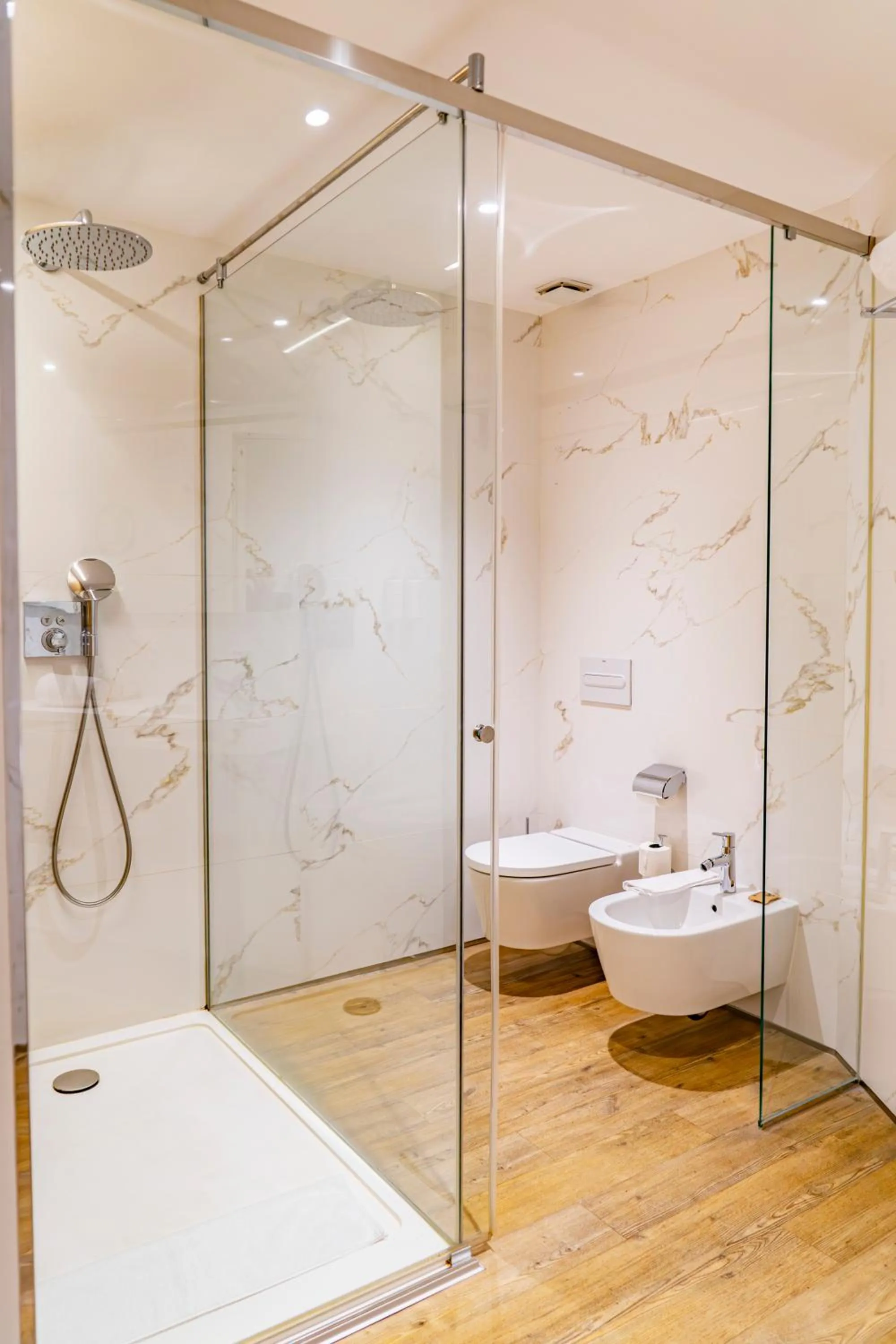 Bath in Hotel Boutique ADOLFO