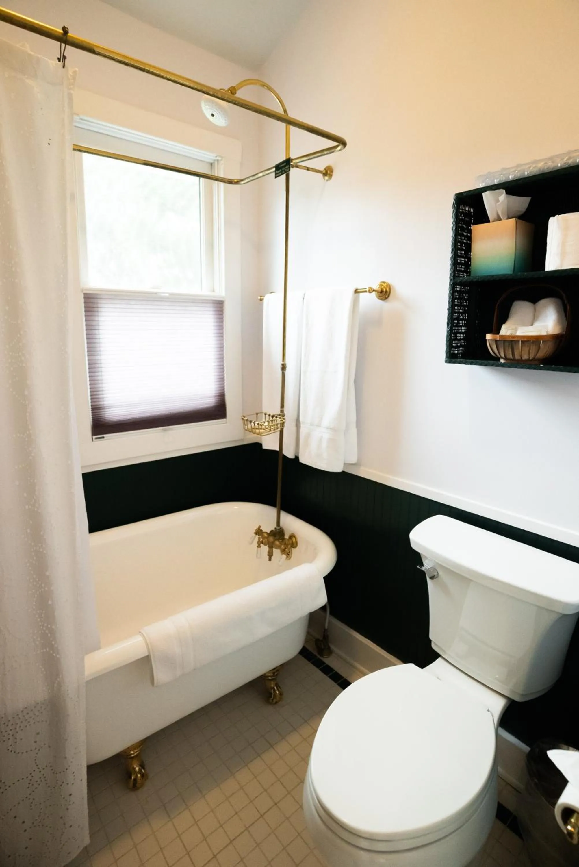 Bathroom in Garden Grove Inn Bed and Breakfast