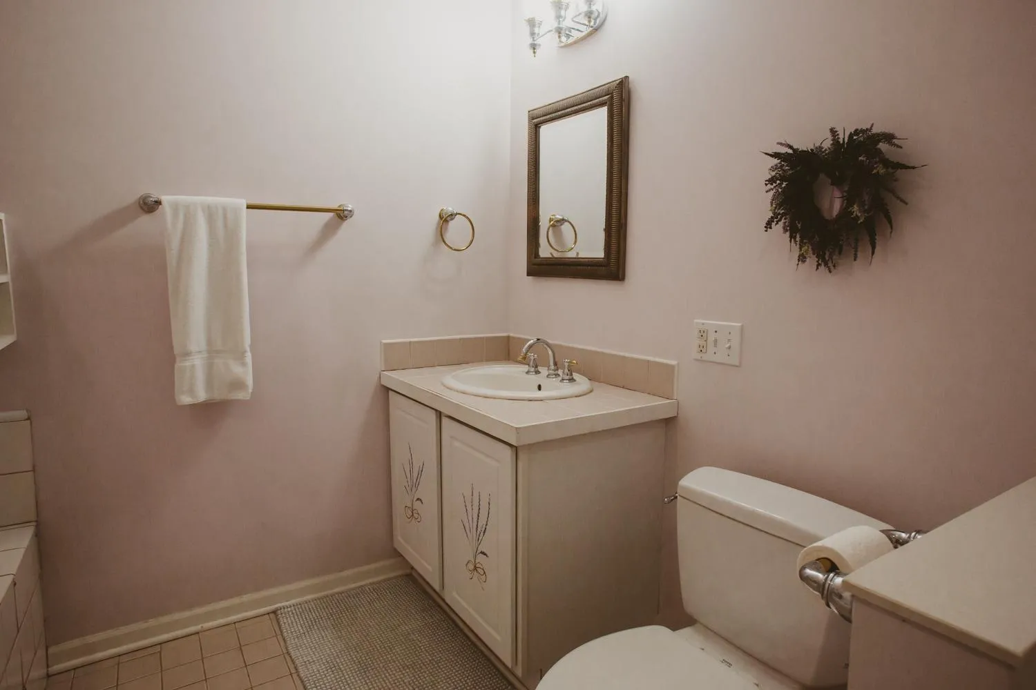 Bathroom in Garden Grove Inn Bed and Breakfast