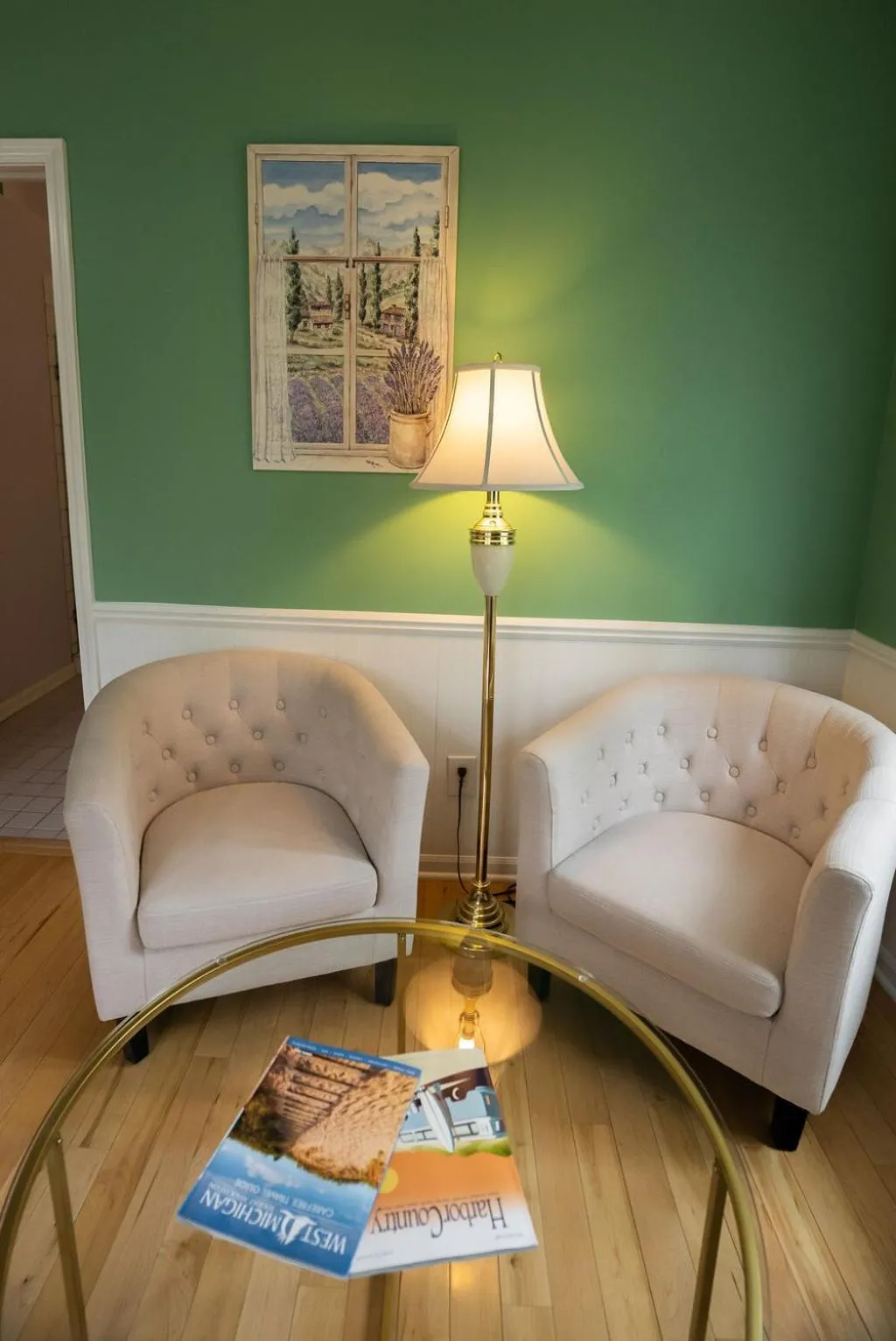 Seating area in Garden Grove Inn Bed and Breakfast