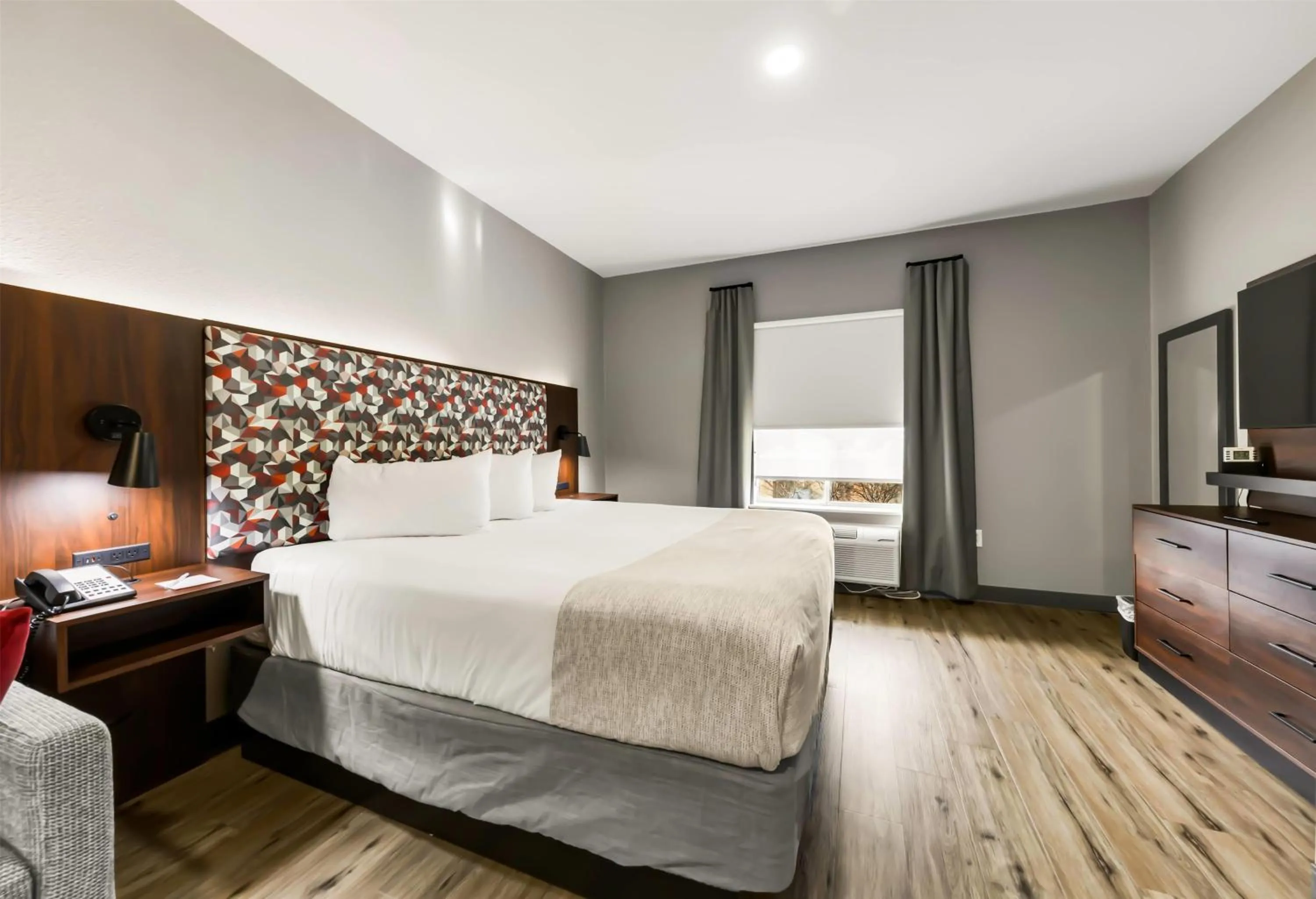 Photo of the whole room, Bed in Hawthorn Extended Stay by Wyndham College Station