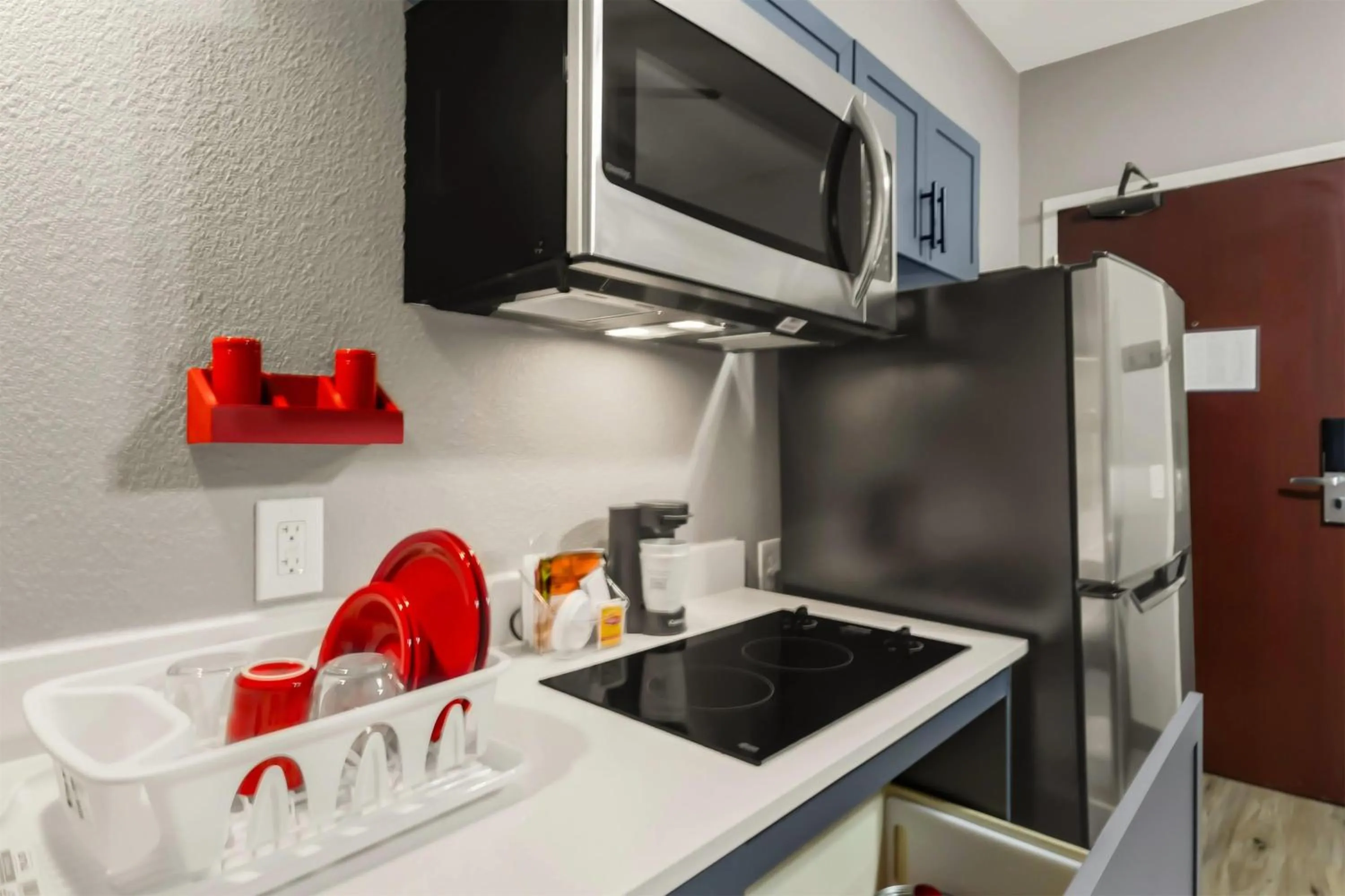 Photo of the whole room in Hawthorn Extended Stay by Wyndham College Station