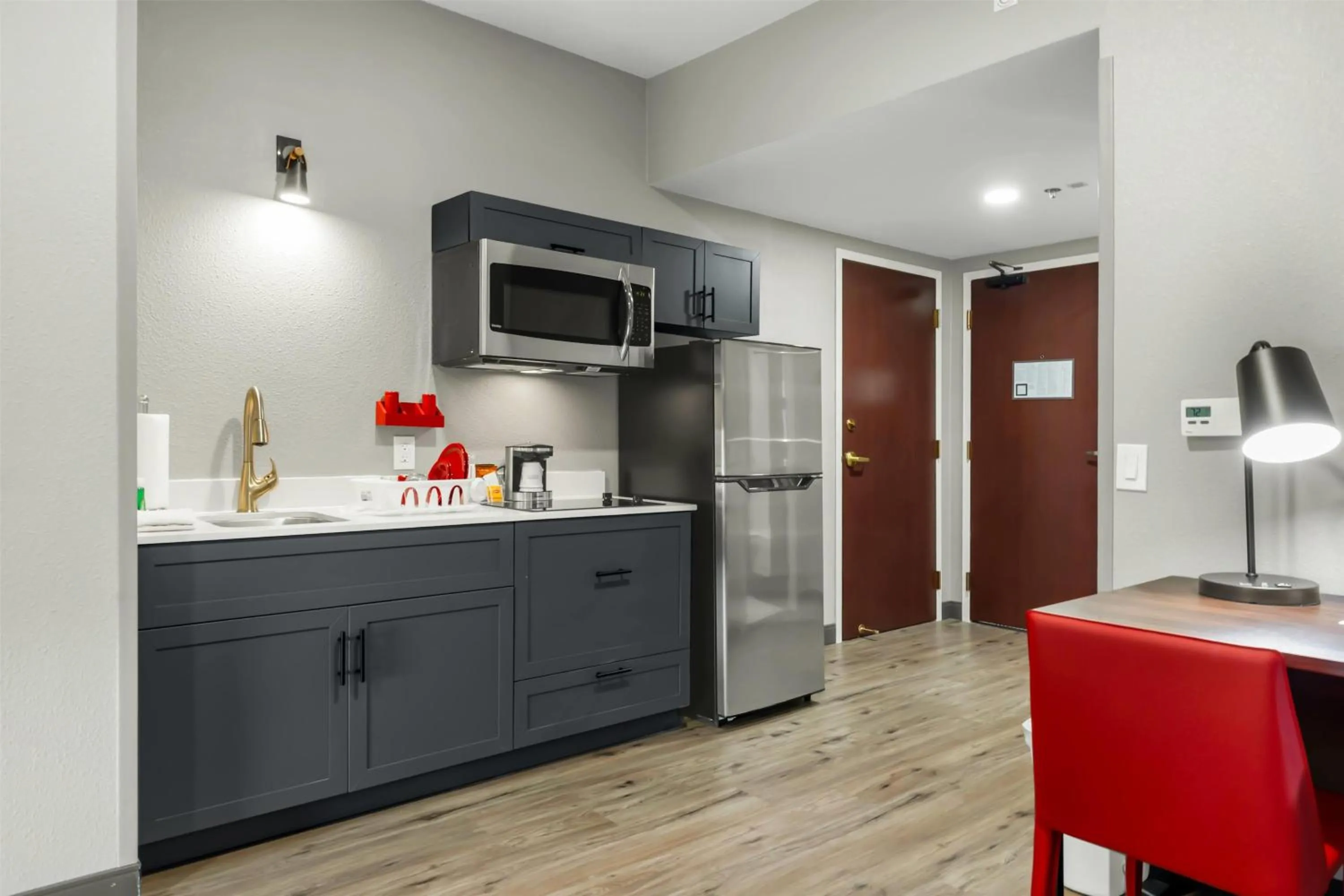 Photo of the whole room in Hawthorn Extended Stay by Wyndham College Station