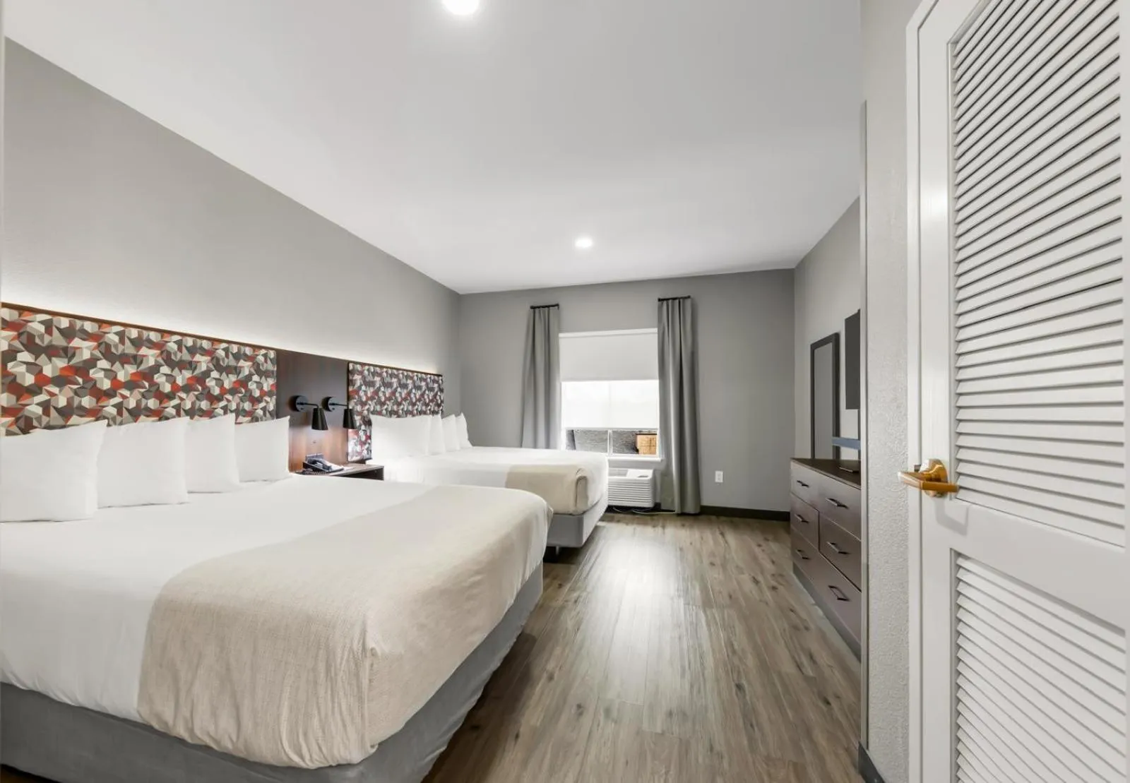 Bed in Hawthorn Extended Stay by Wyndham College Station