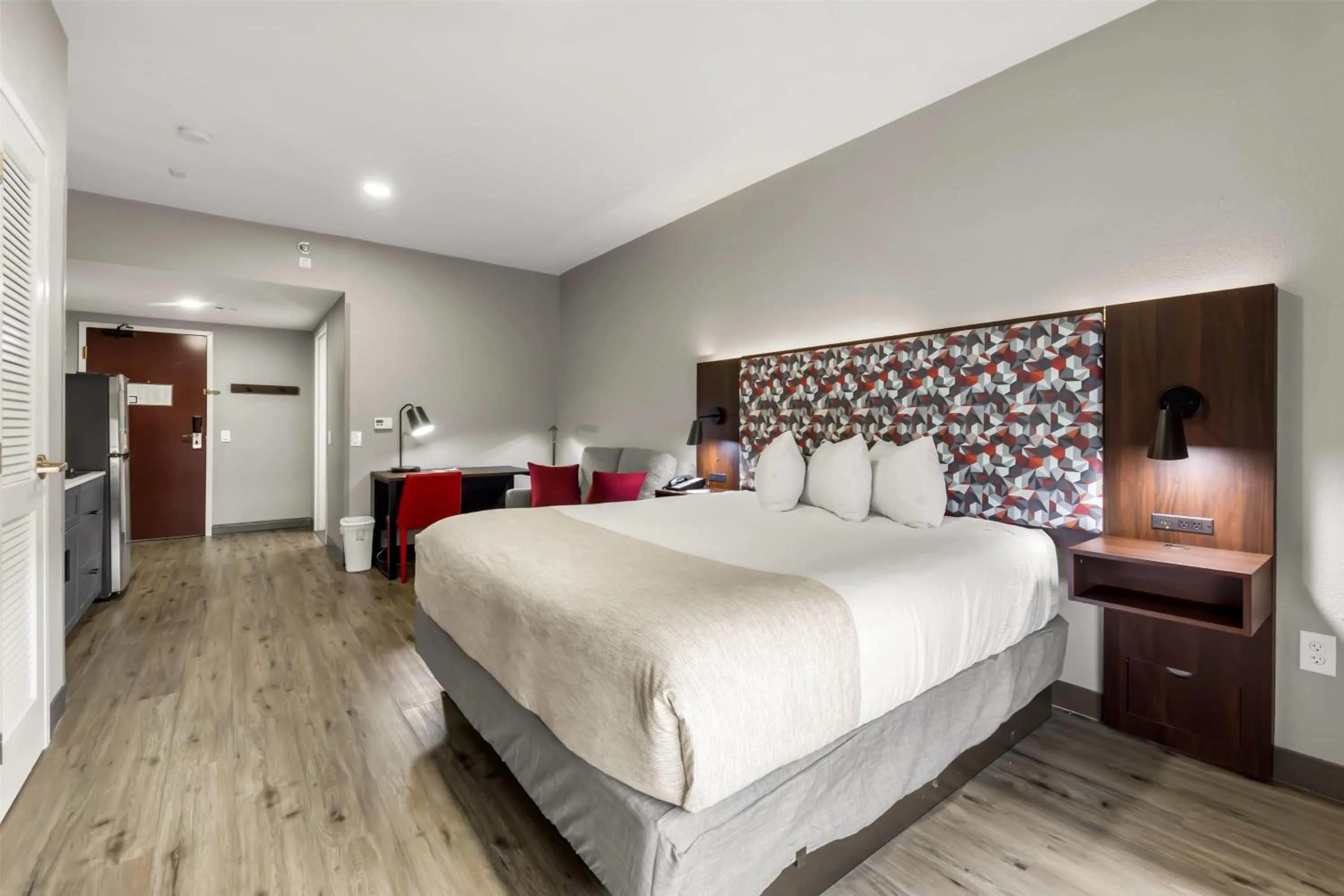 Photo of the whole room, Bed in Hawthorn Extended Stay by Wyndham College Station