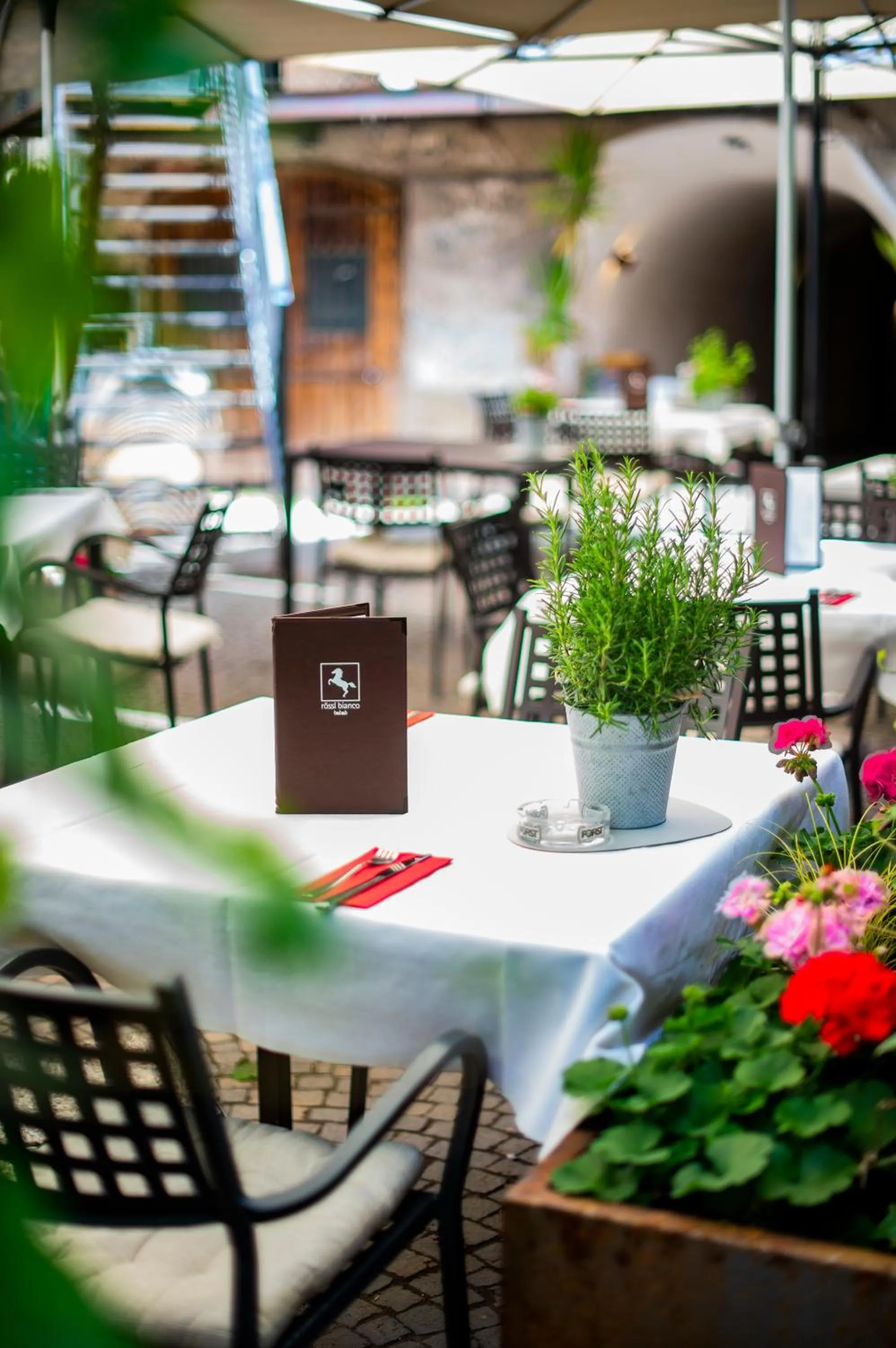 Seating area in rössl bianco b&b&b