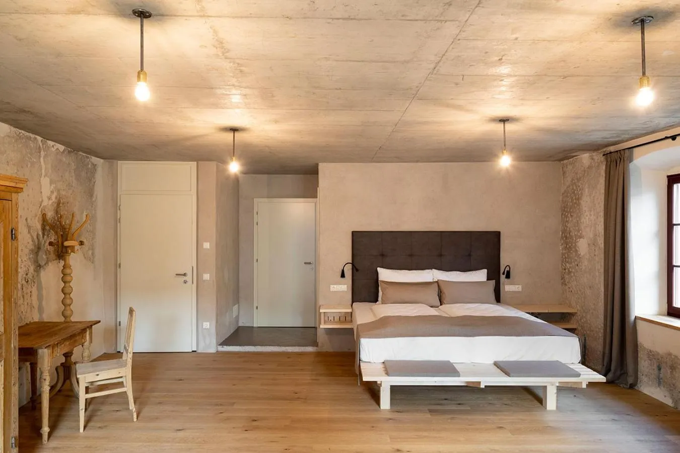 Photo of the whole room, Bed in rössl bianco b&b&b