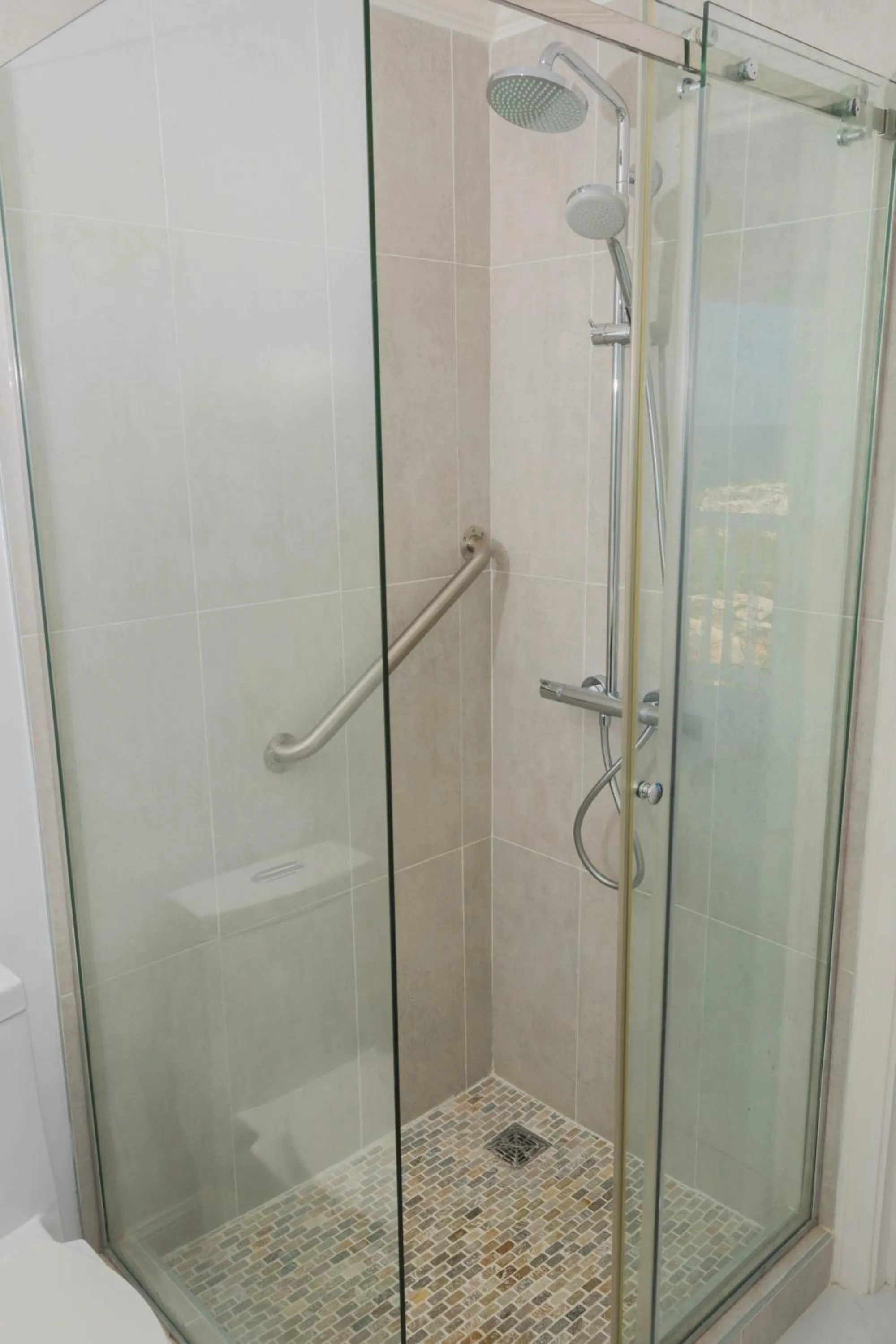 Shower in Stunning Ocean View