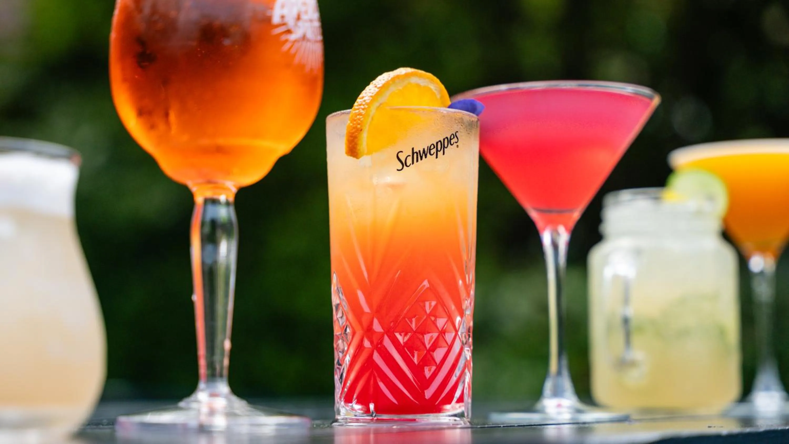 Restaurant/places to eat in The Sandymount Hotel