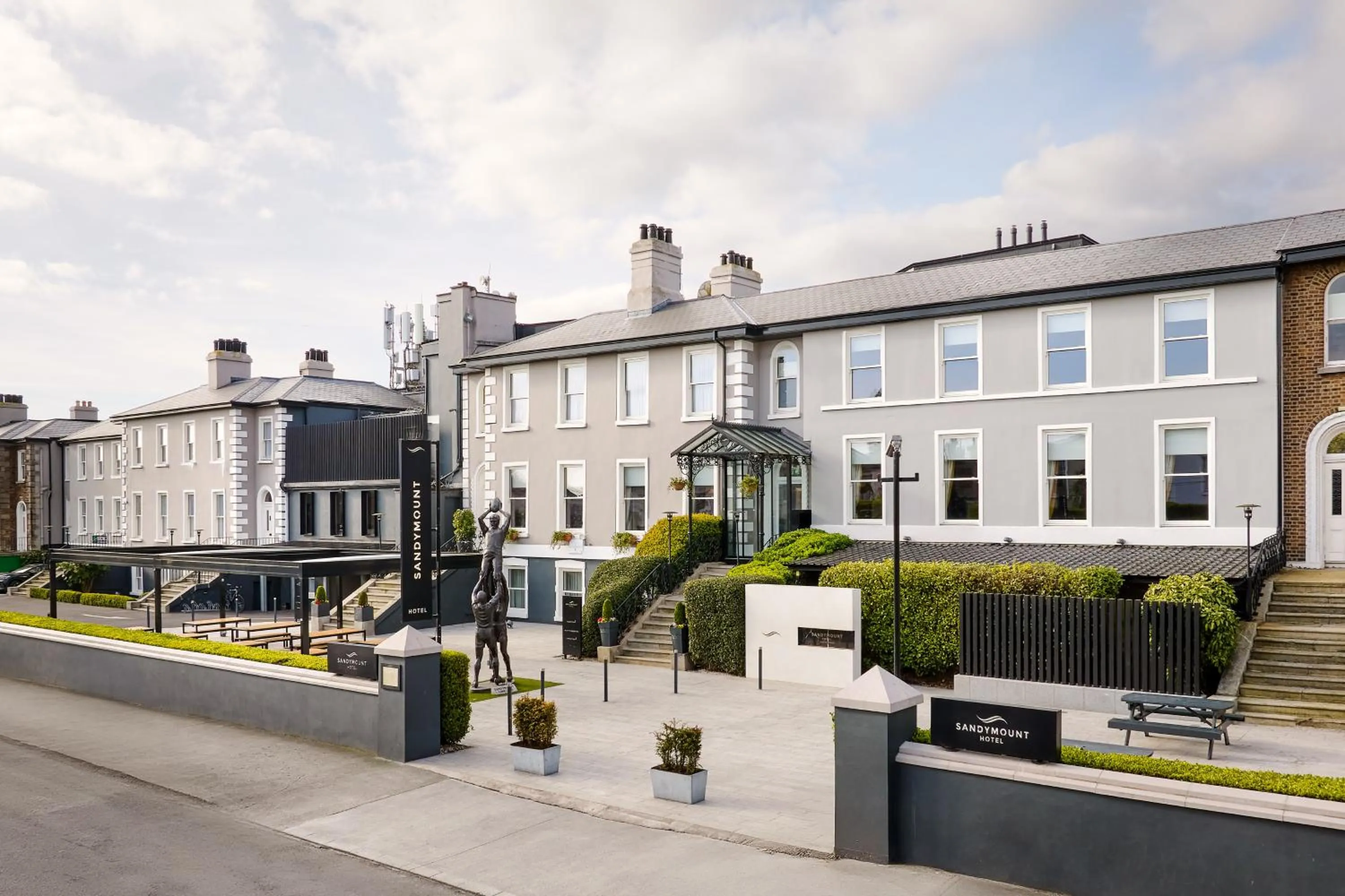 The Sandymount Hotel