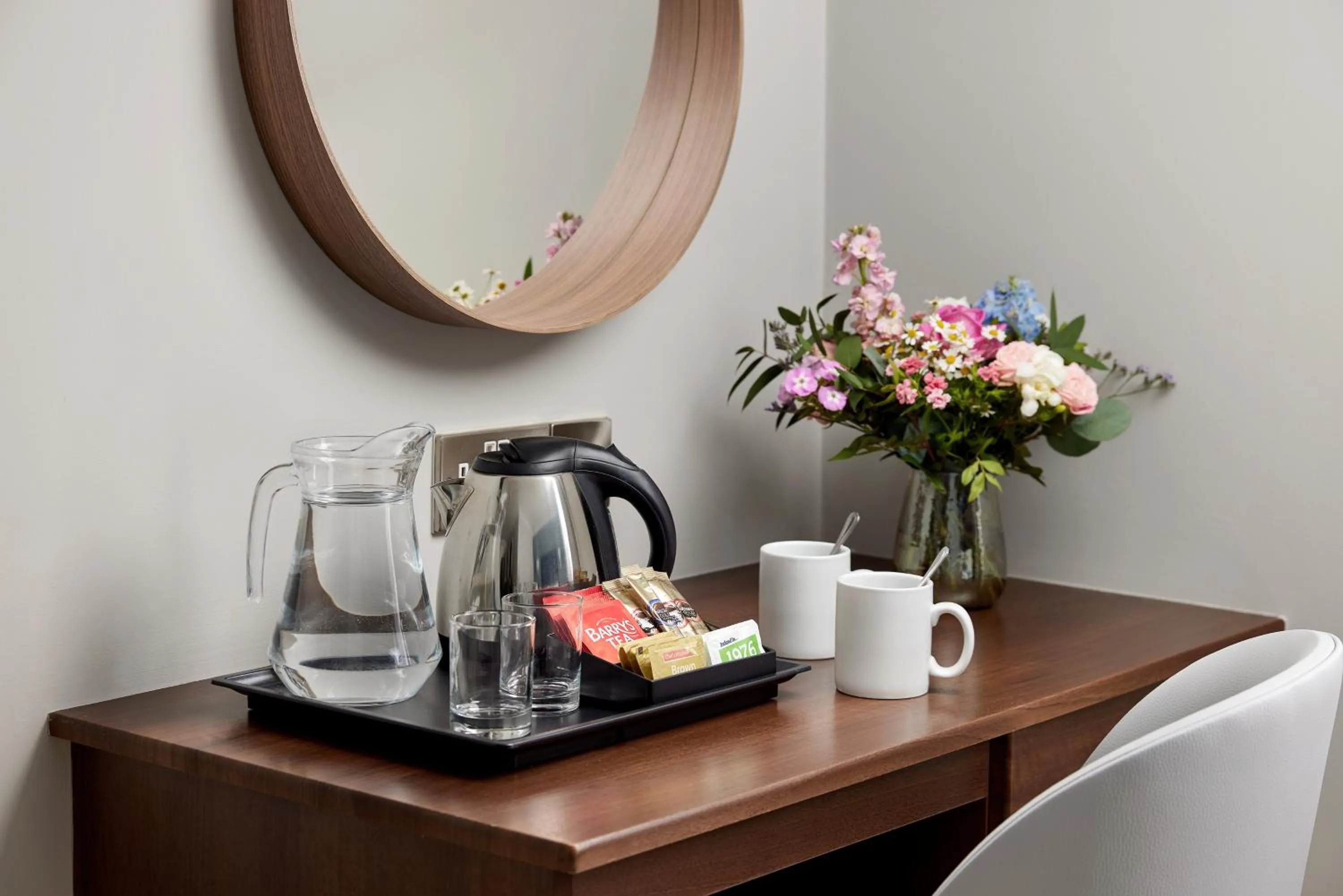 Coffee/tea facilities in The Sandymount Hotel