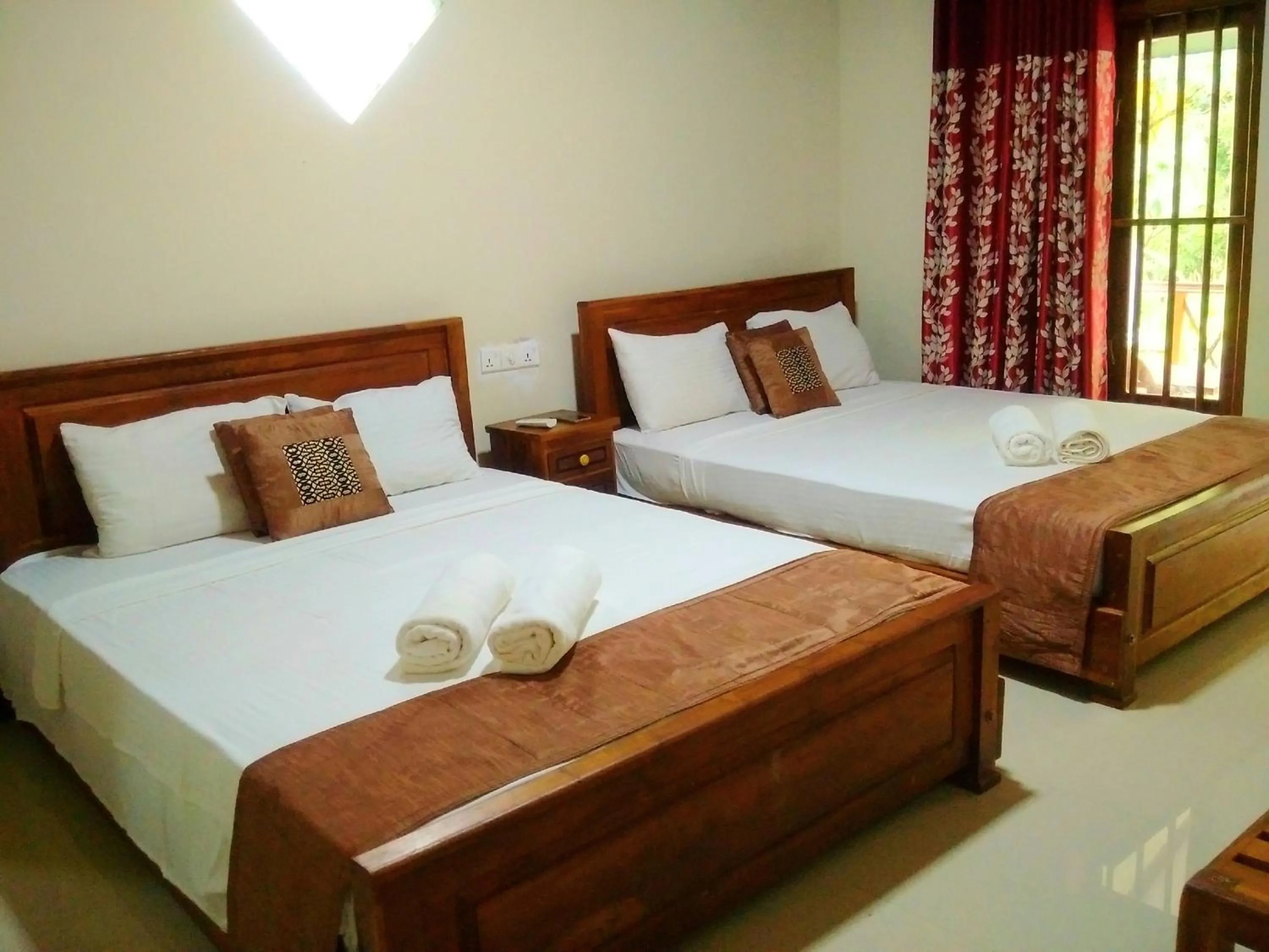 Bedroom, Bed in Avian Garden Udawalawe