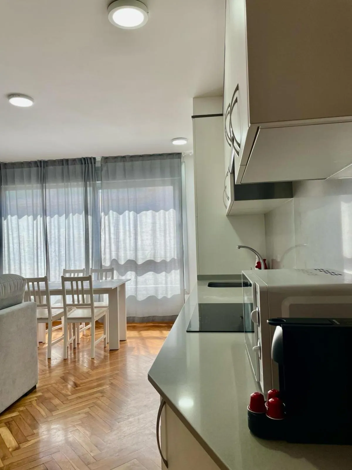 Kitchen or kitchenette in Cíes Premium Suitel García Barbón 73 - Love your Stay