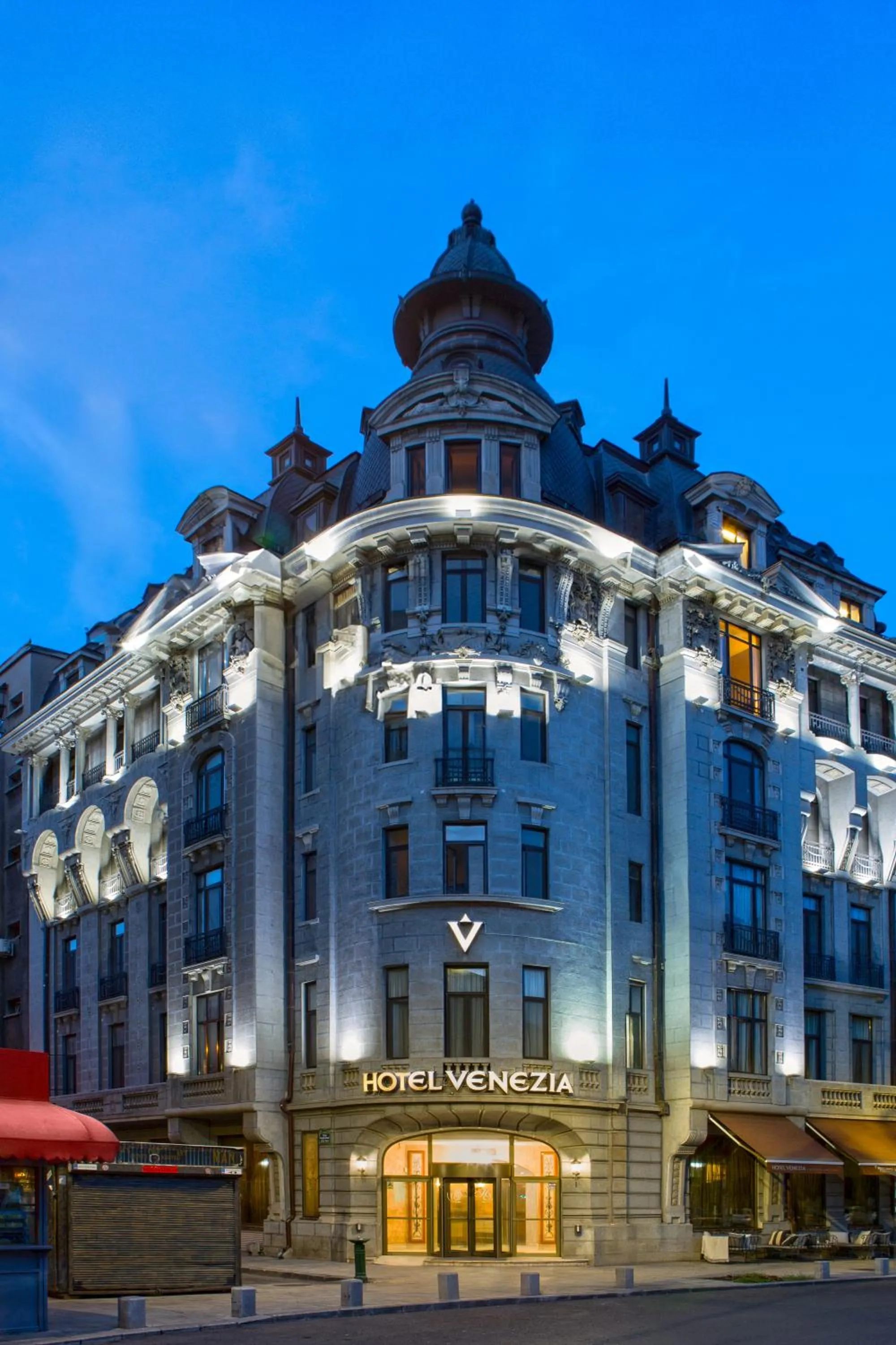 Property building in Zeus Essence Bucharest Venezia