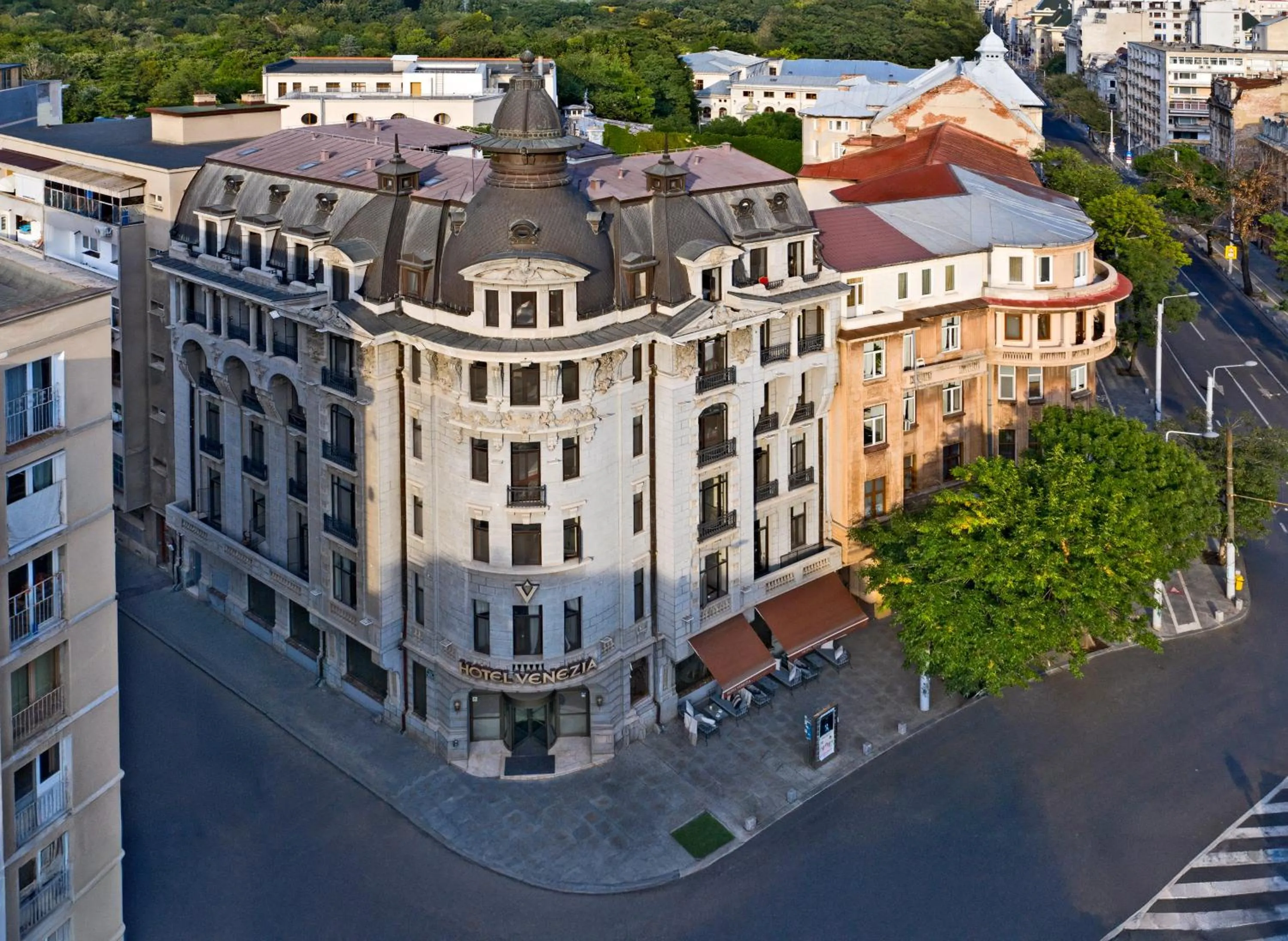 Property building in Zeus Essence Bucharest Venezia