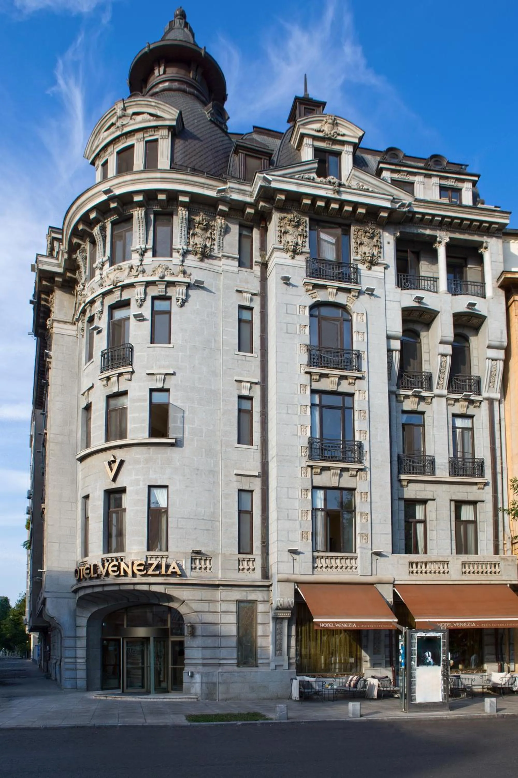 Property building in Zeus Essence Bucharest Venezia