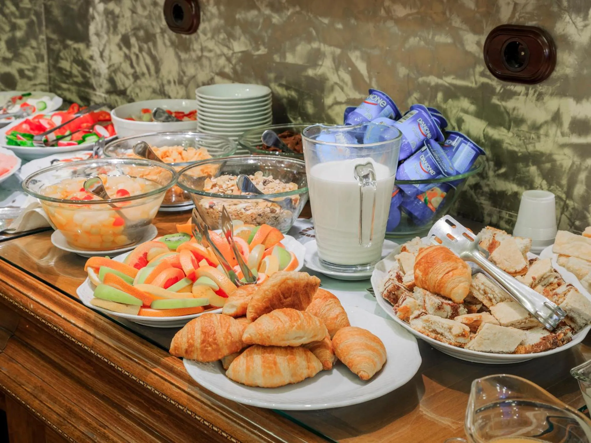 Food in Zeus Essence Bucharest Venezia