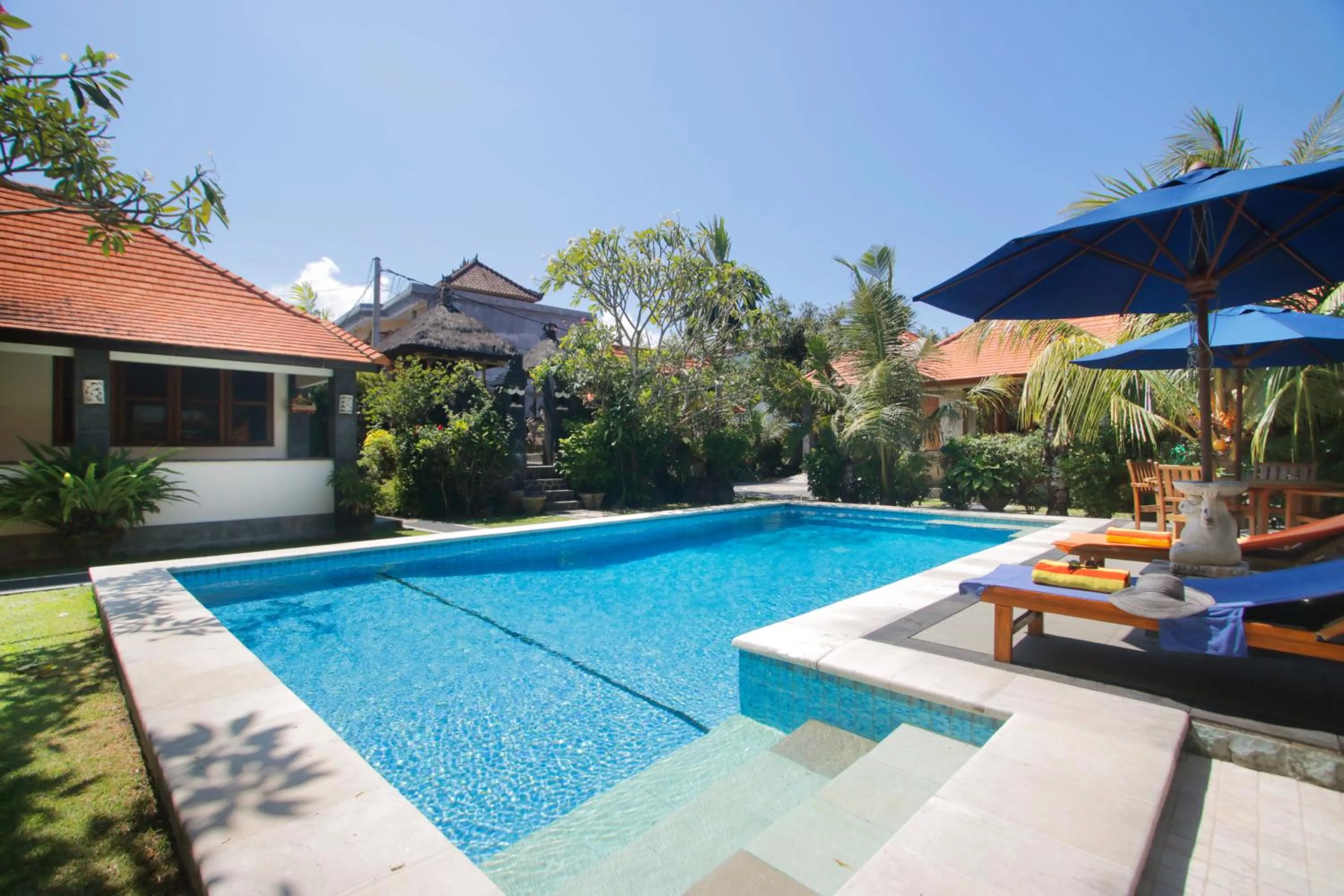 Swimming pool in Graha Madesimon