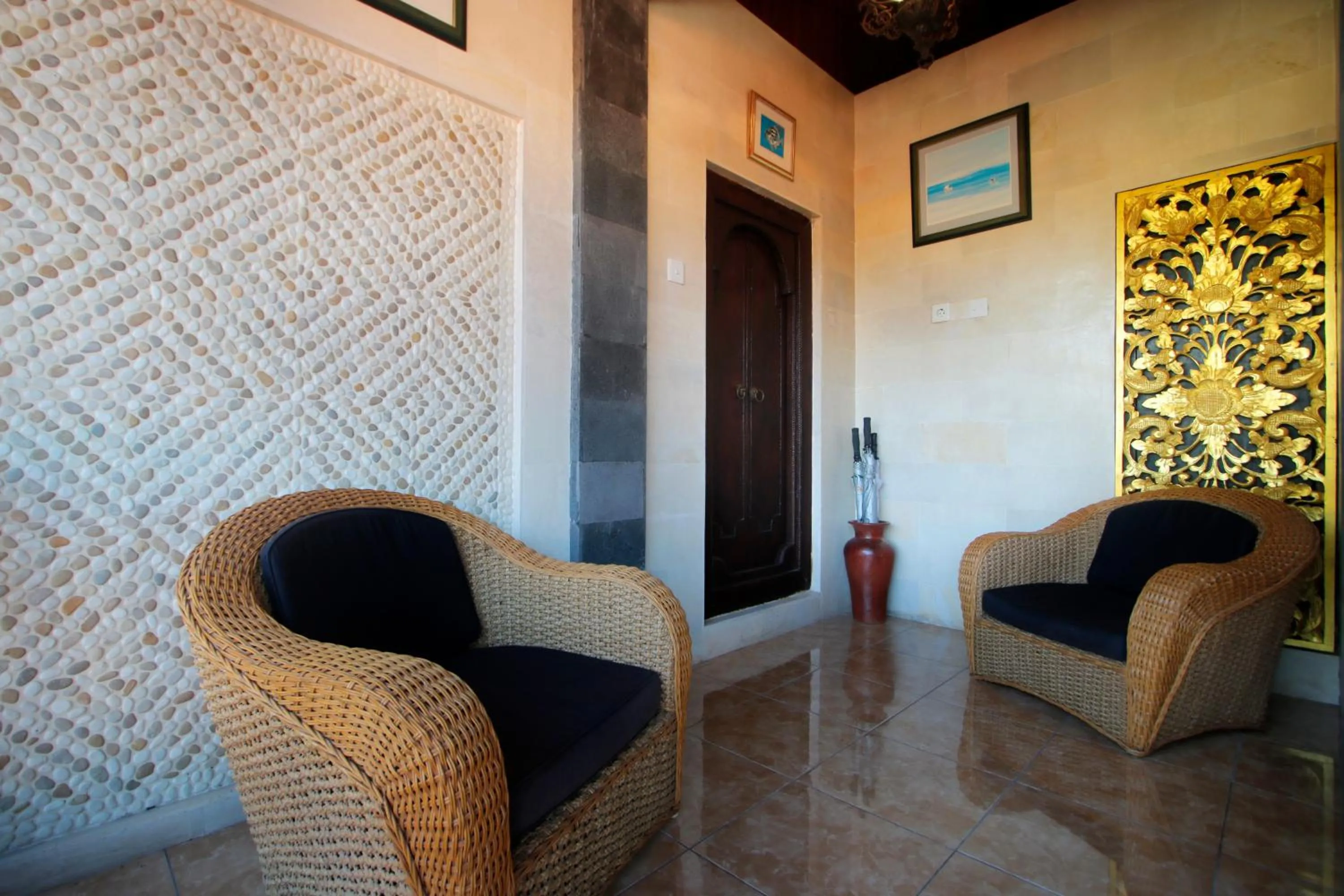 Seating area in Graha Madesimon