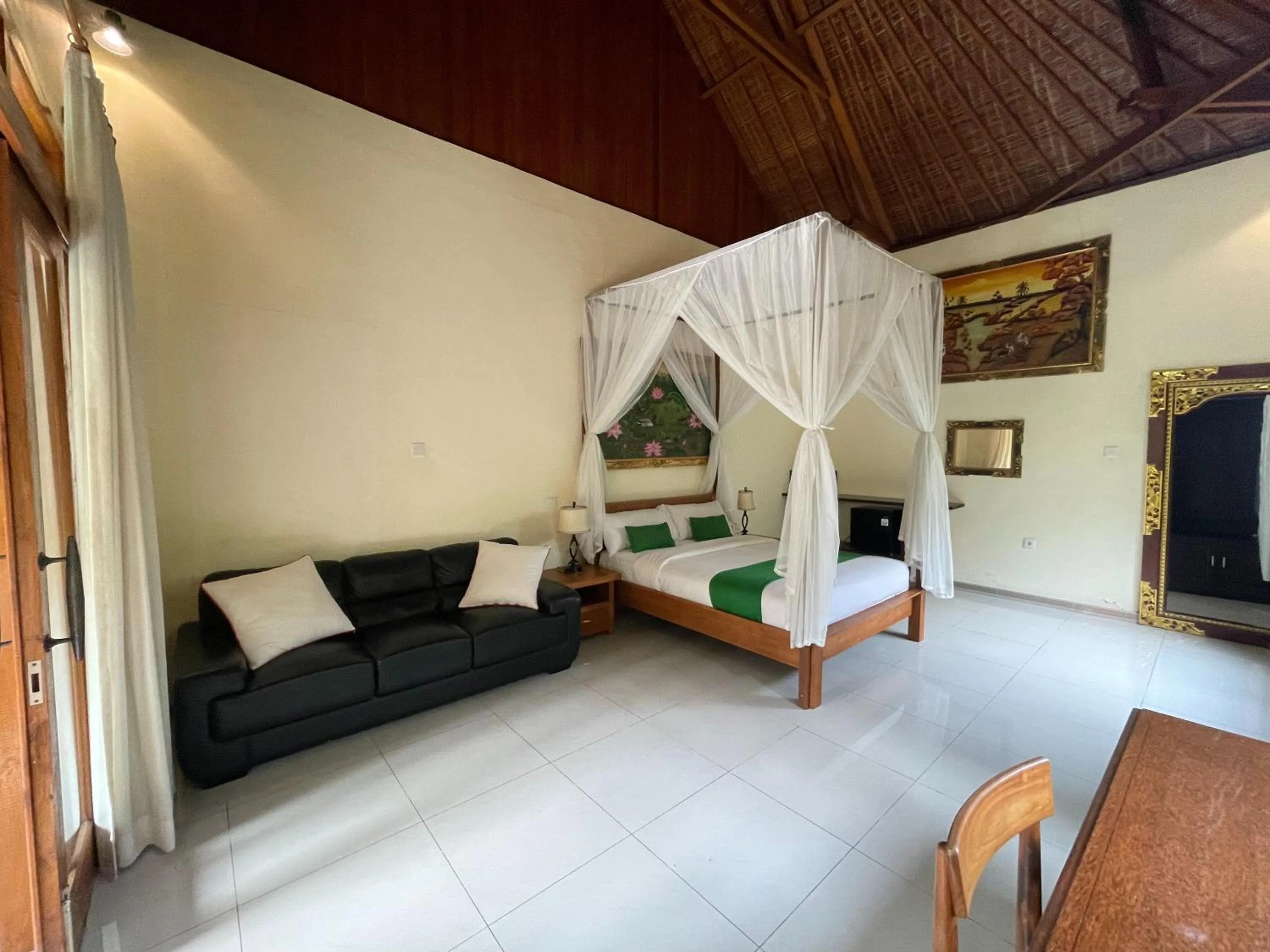 Bed in Graha Madesimon