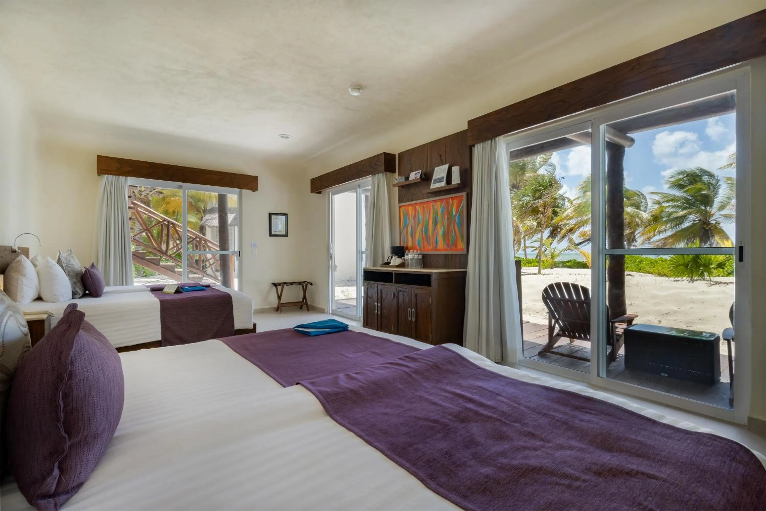 Bedroom, Bed in Grand Slam Fishing Lodge Tulum