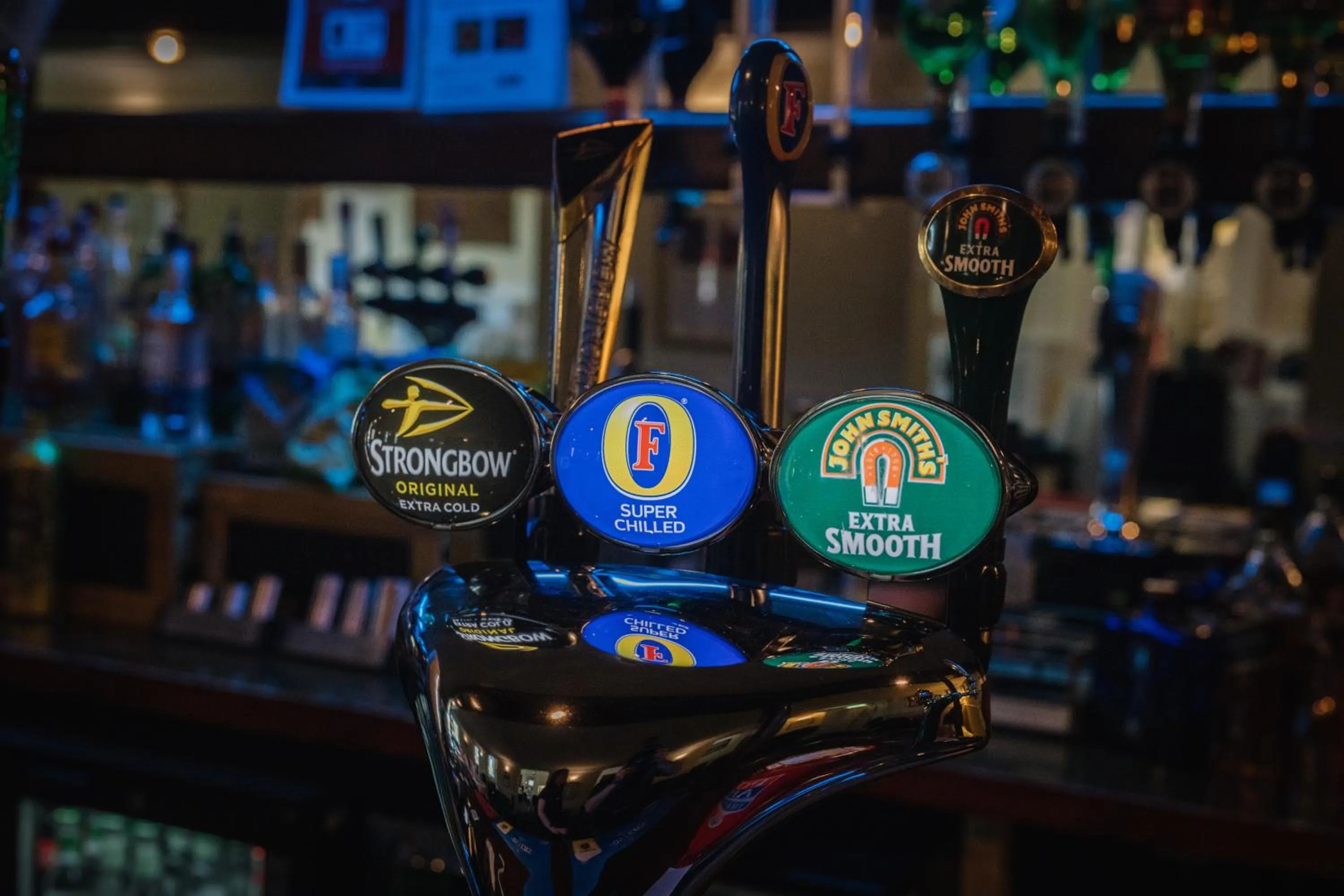 Lounge or bar in Hemswell Court