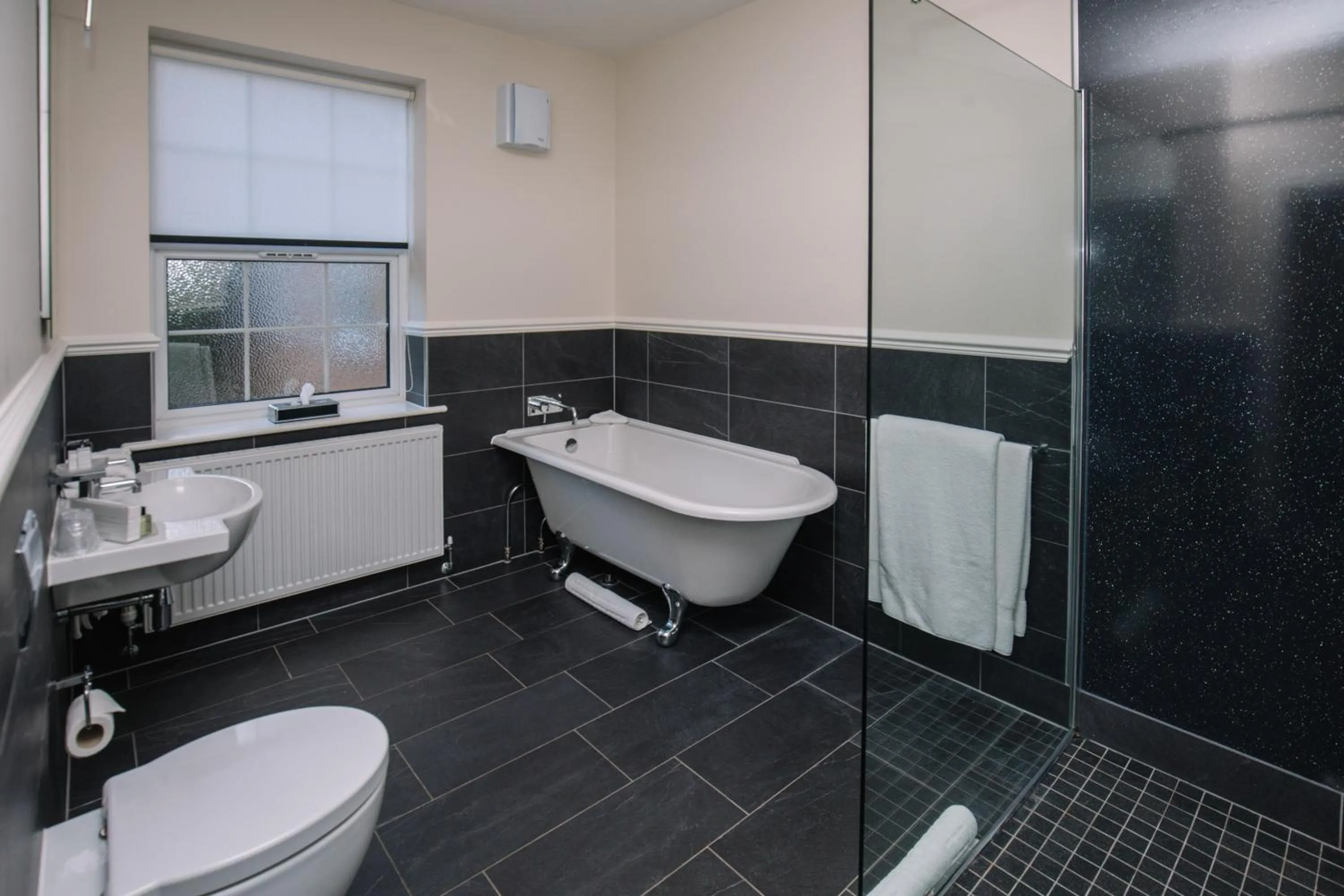 Bathroom in Hemswell Court