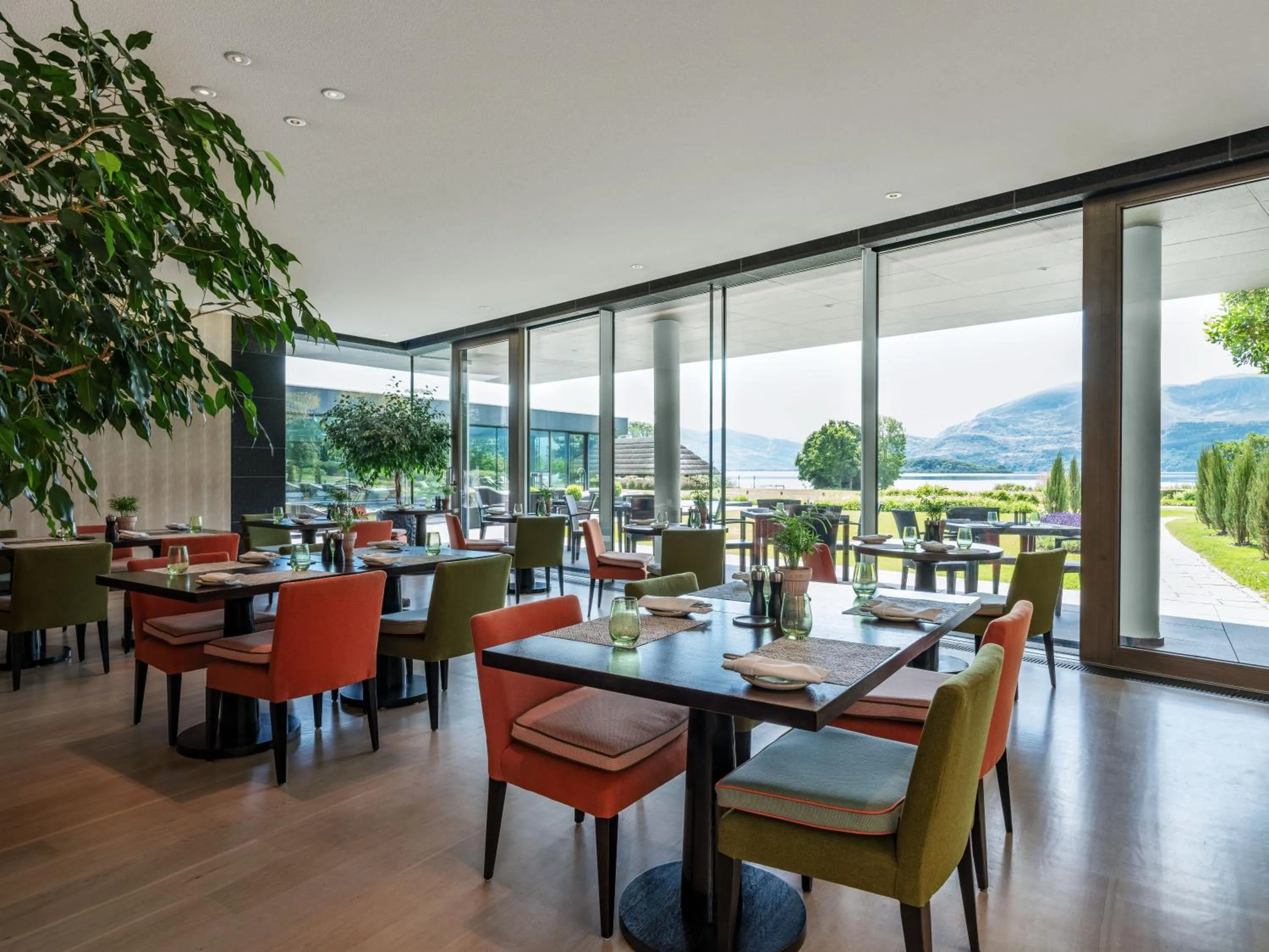 Restaurant/places to eat in The Europe Hotel & Resort