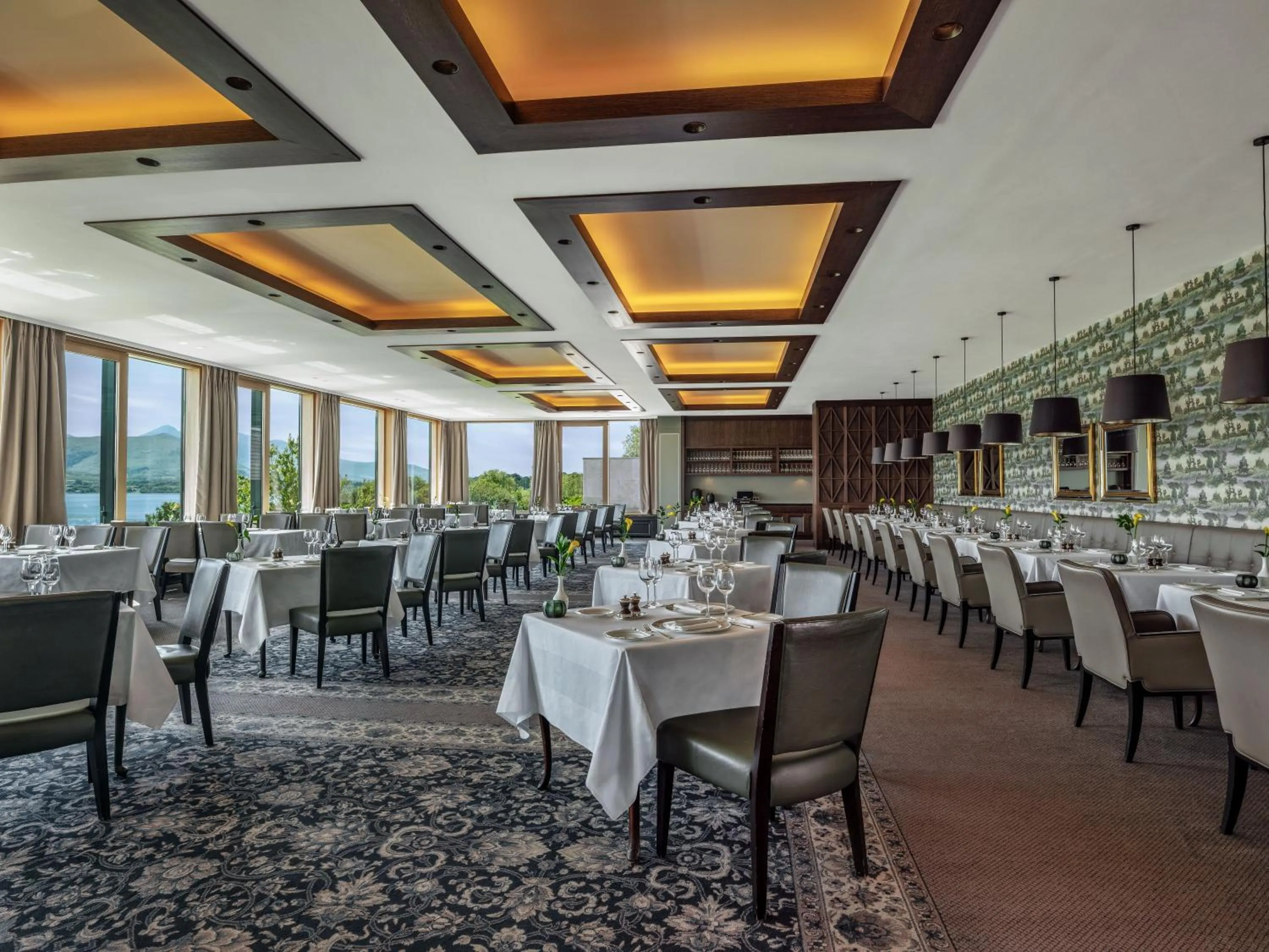 Restaurant/places to eat in The Europe Hotel & Resort