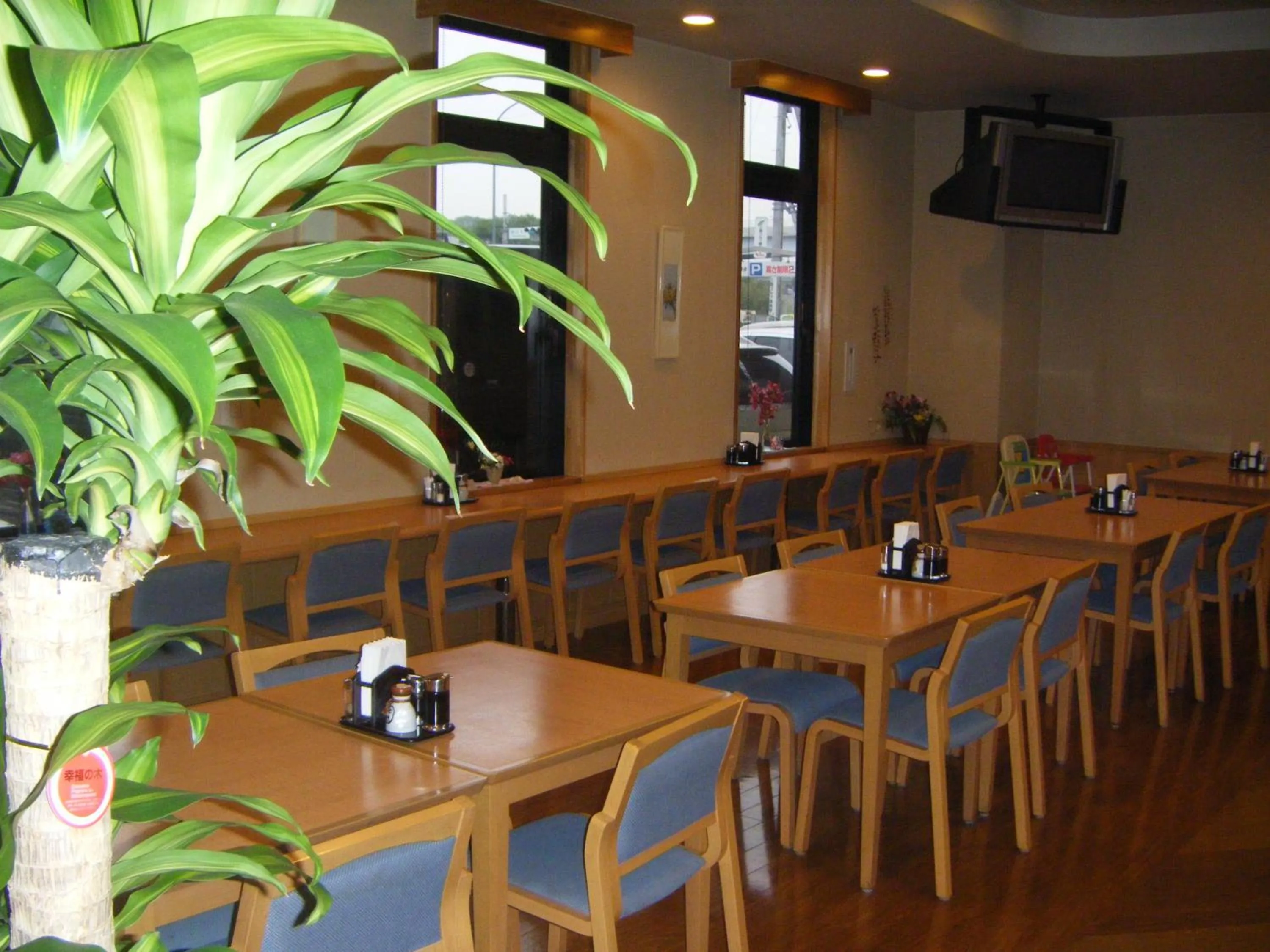Restaurant/places to eat in Hotel Route-Inn Nagaizumi Numazu Inter 1