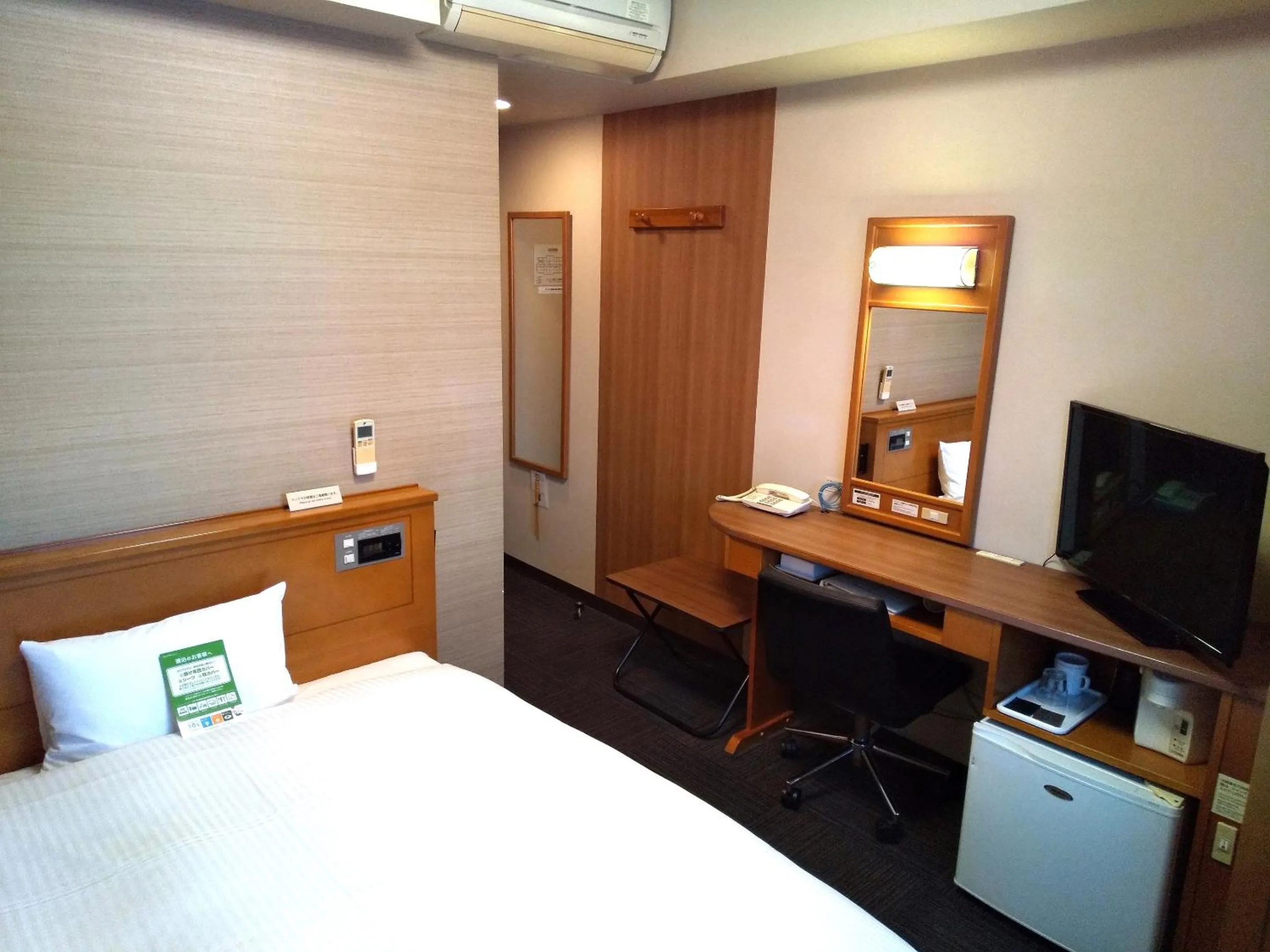 Photo of the whole room, Bed in Hotel Route-Inn Odate Omachi