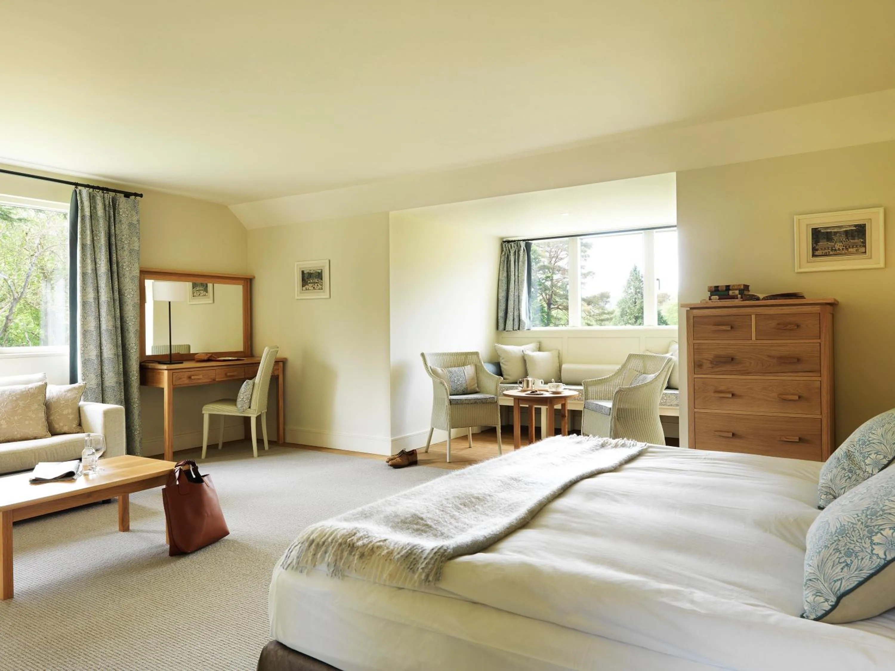 Guests, Bed in Ard na Sidhe Country House Hotel