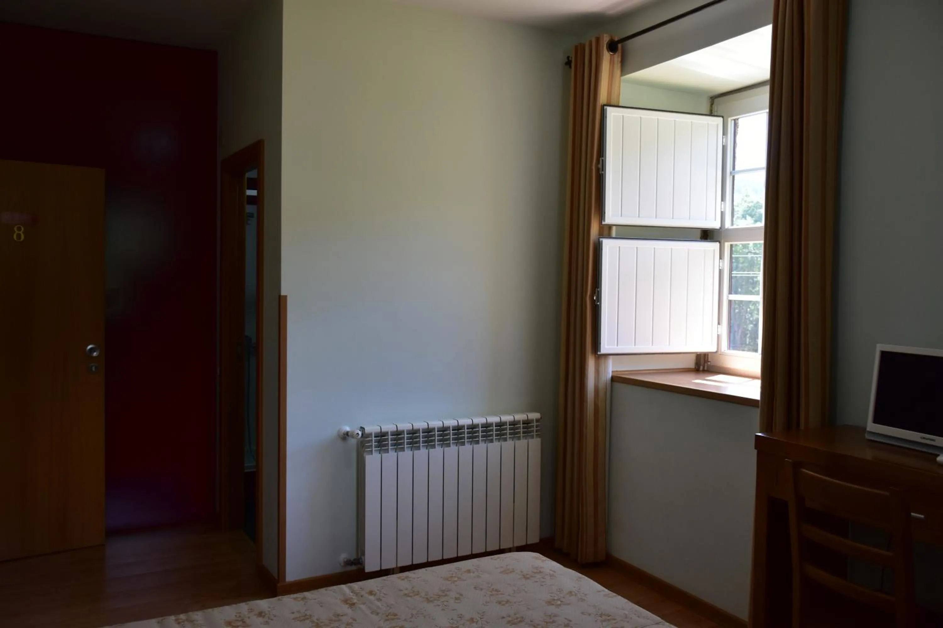 Photo of the whole room, Bed in Casa Lagar Da Alagoa