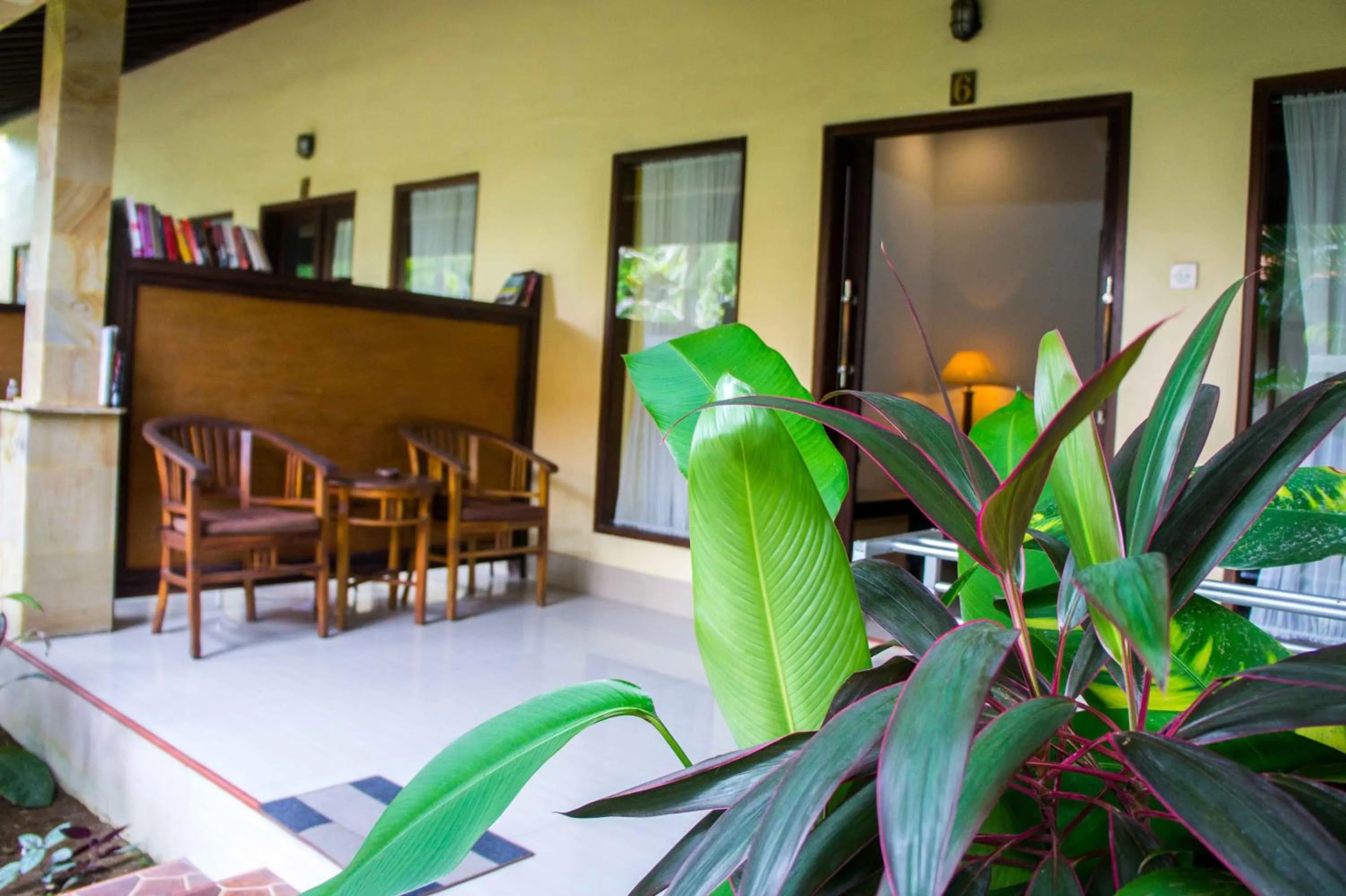 Balcony/Terrace in Putu Guest House