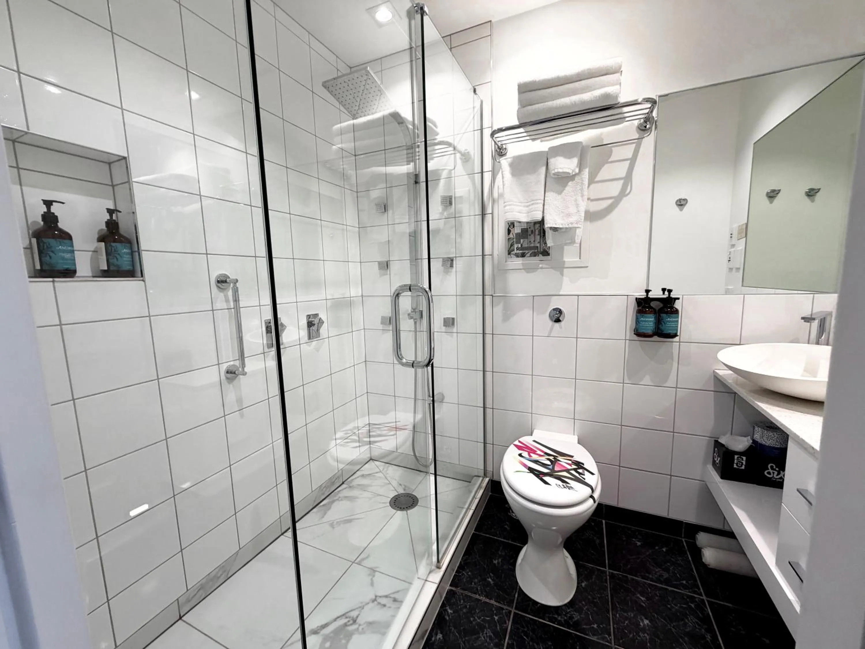 Shower in Tides Hotel